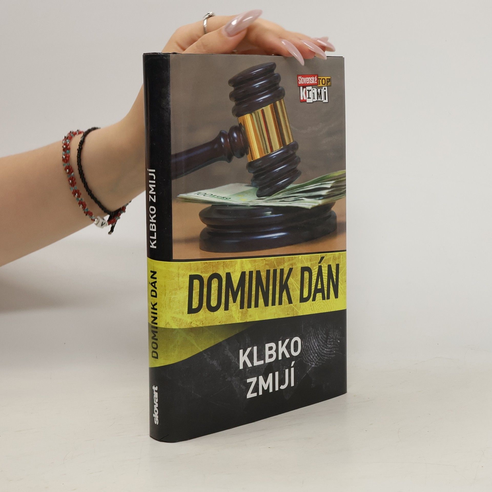 Dominik Dán Klbko zmijí