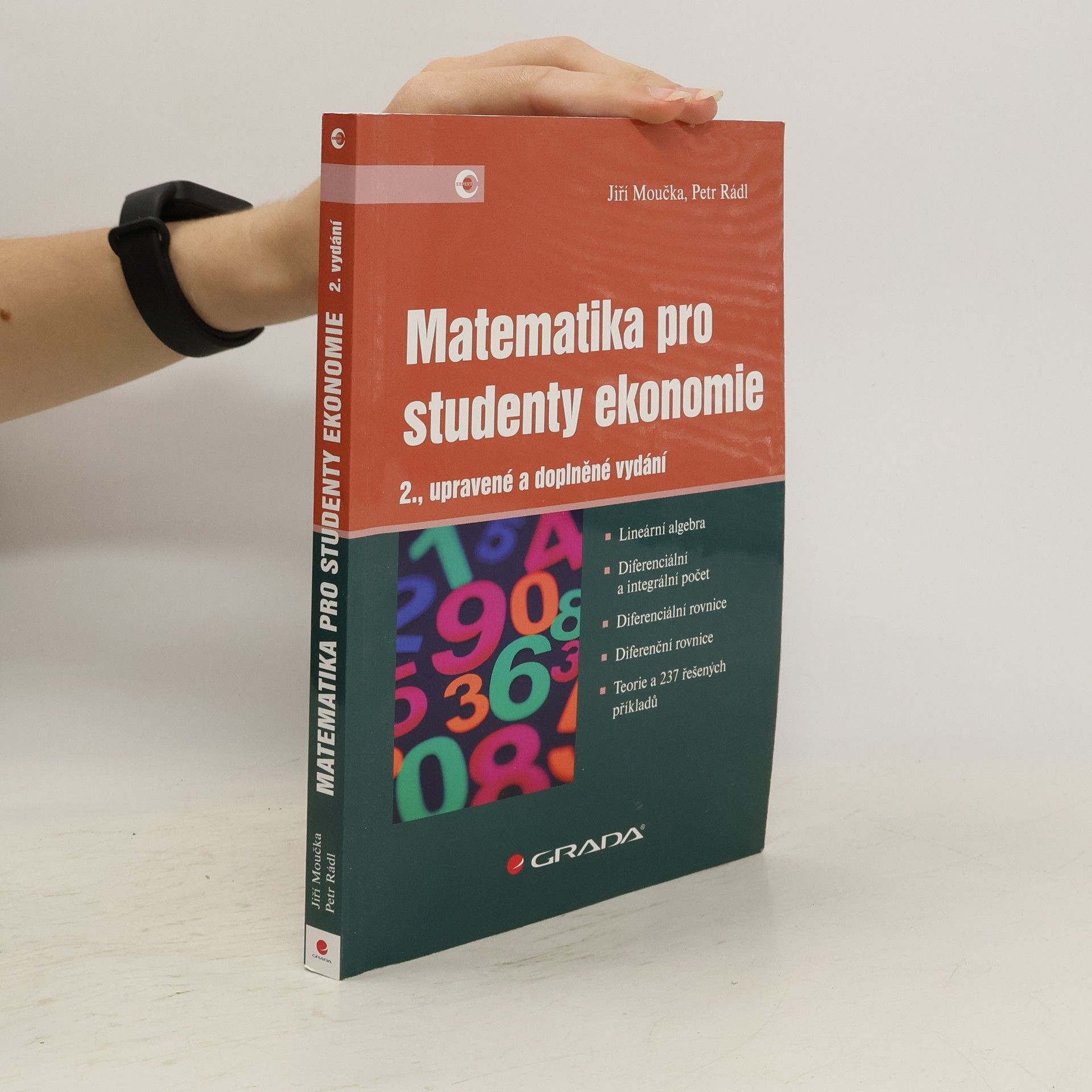 Jiří Moučka Matematika pro studenty ekonomie