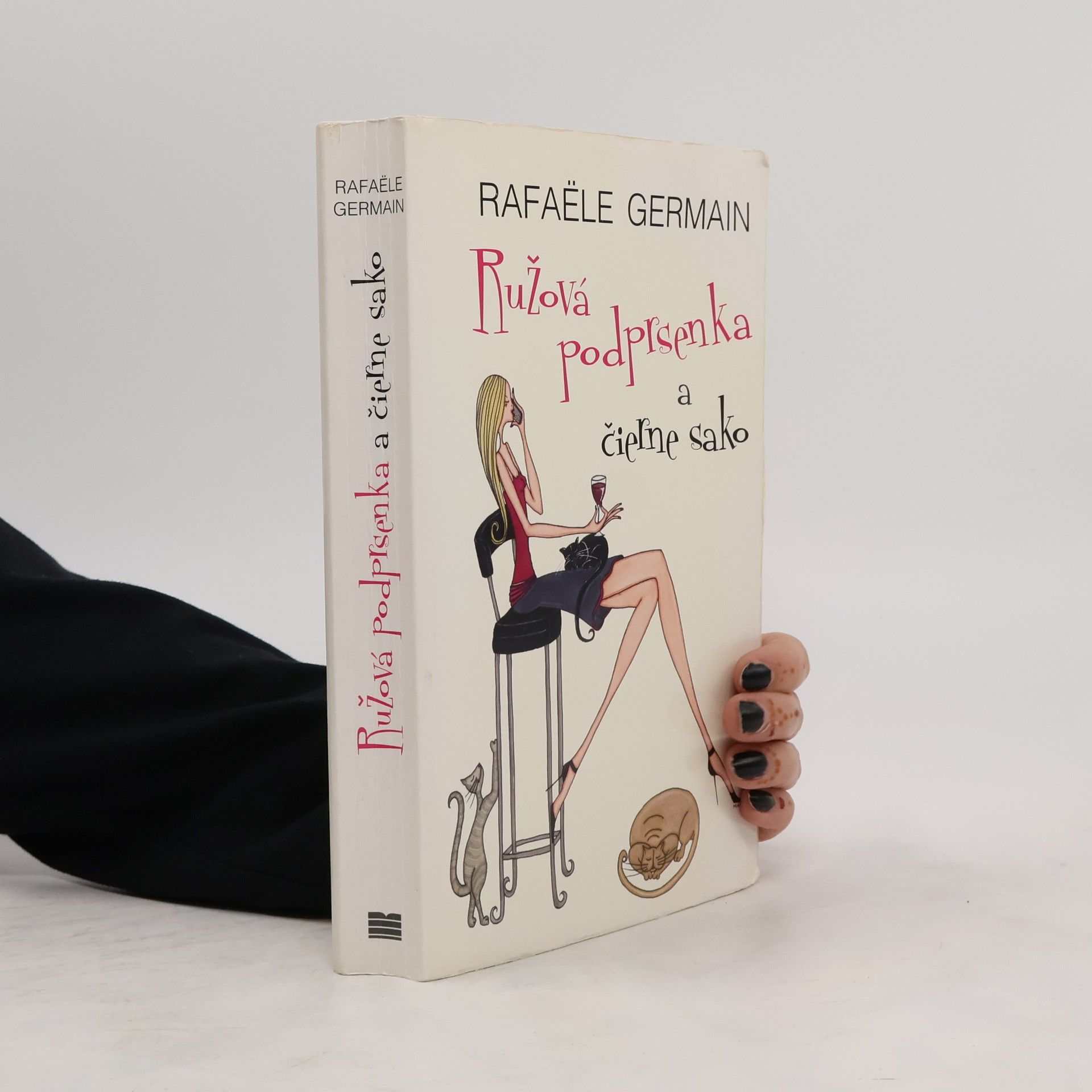 Rafaële Germain Ružová podprsenka a čierne sako