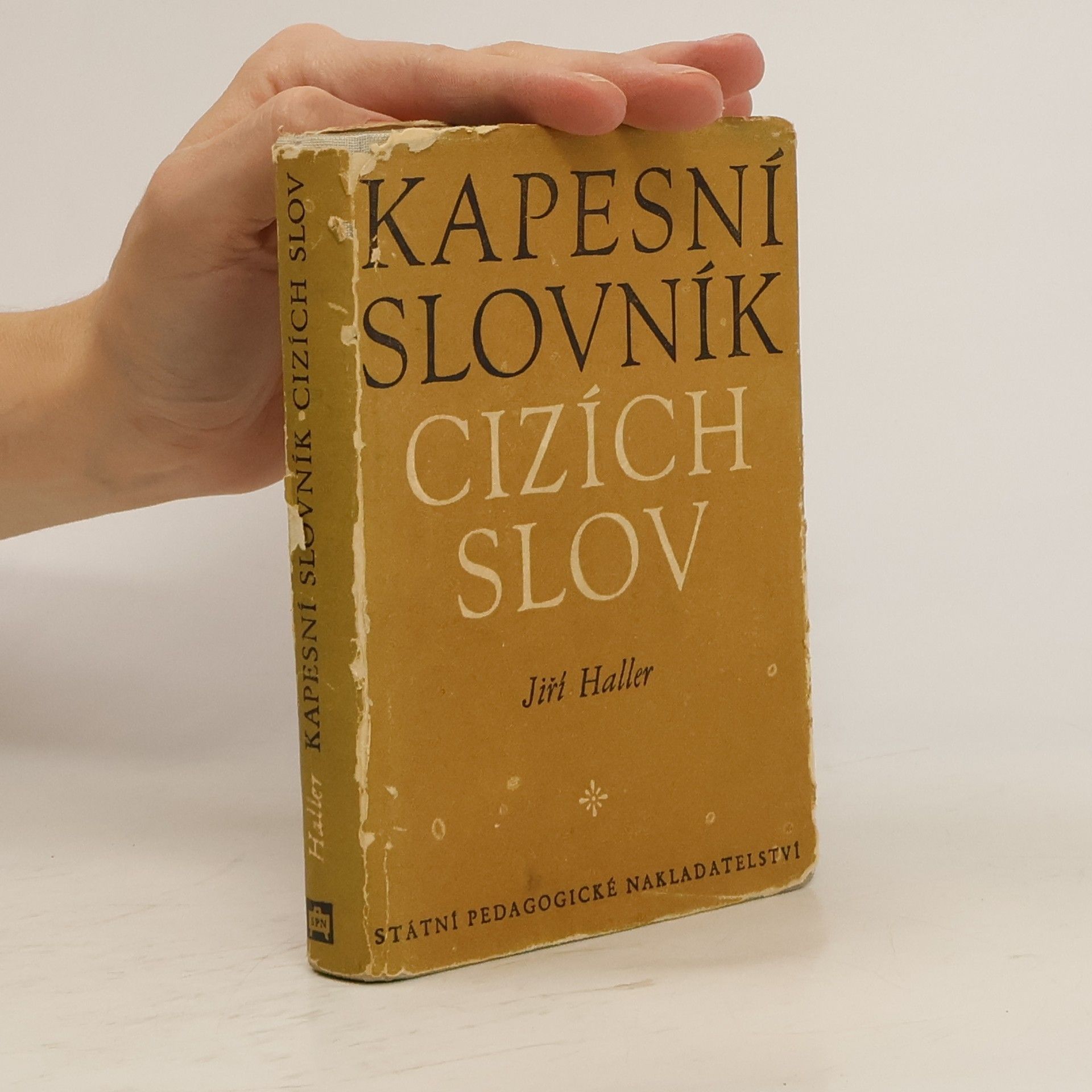 Jiří Haller Kapesní slovník cizích slov