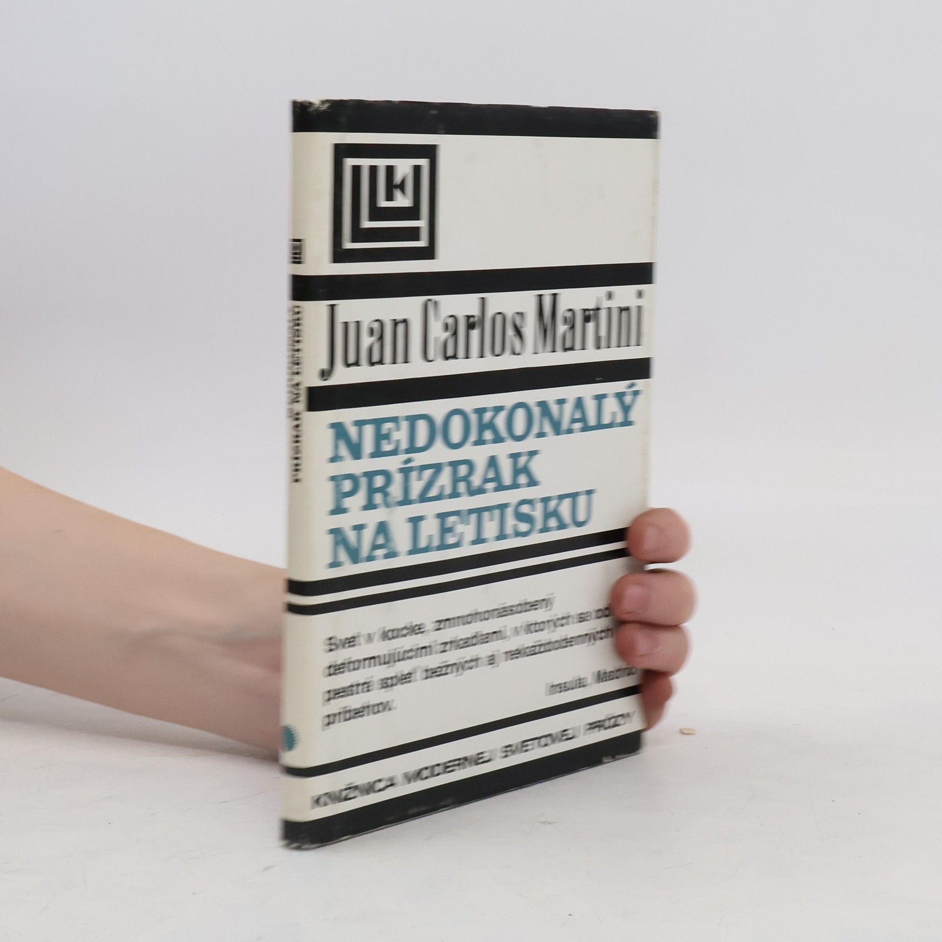 Juan C. Martini Nedokonalý prízrak na letisku