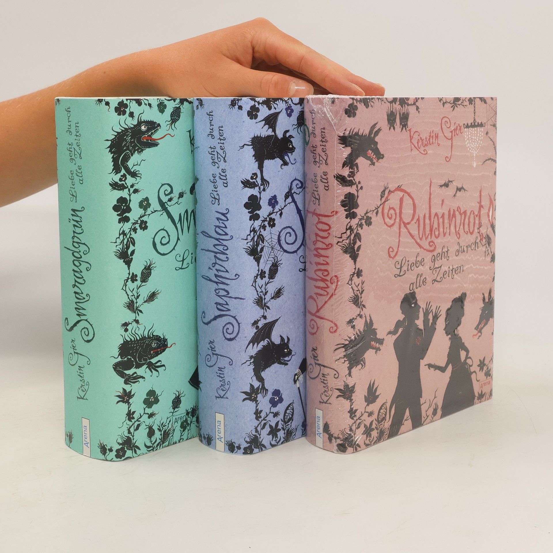Kerstin Gier Drahokamy 1-3