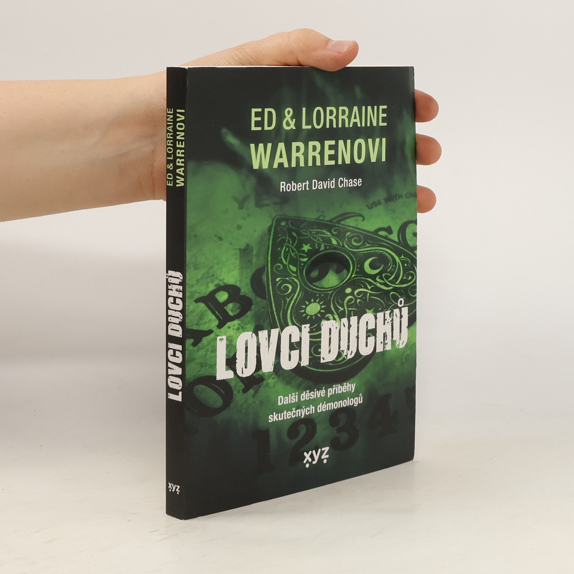 Lorraine Warren Lovci duchů