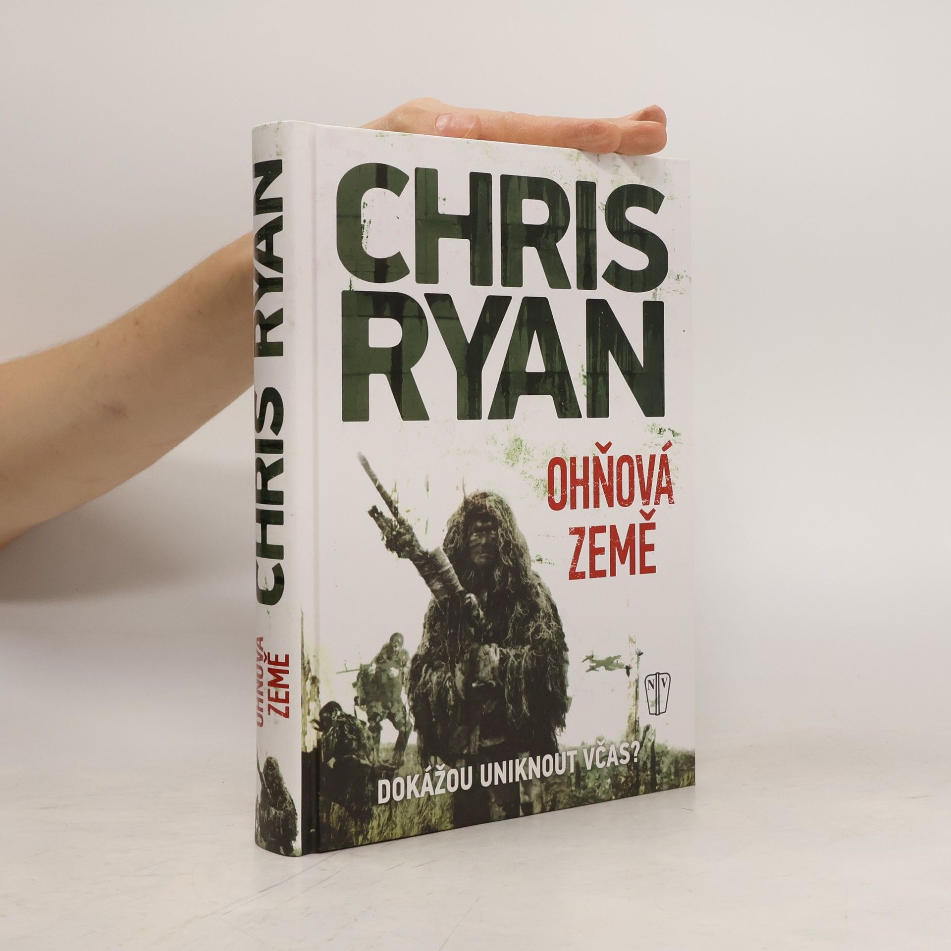 Chris Ryan Ohňová země