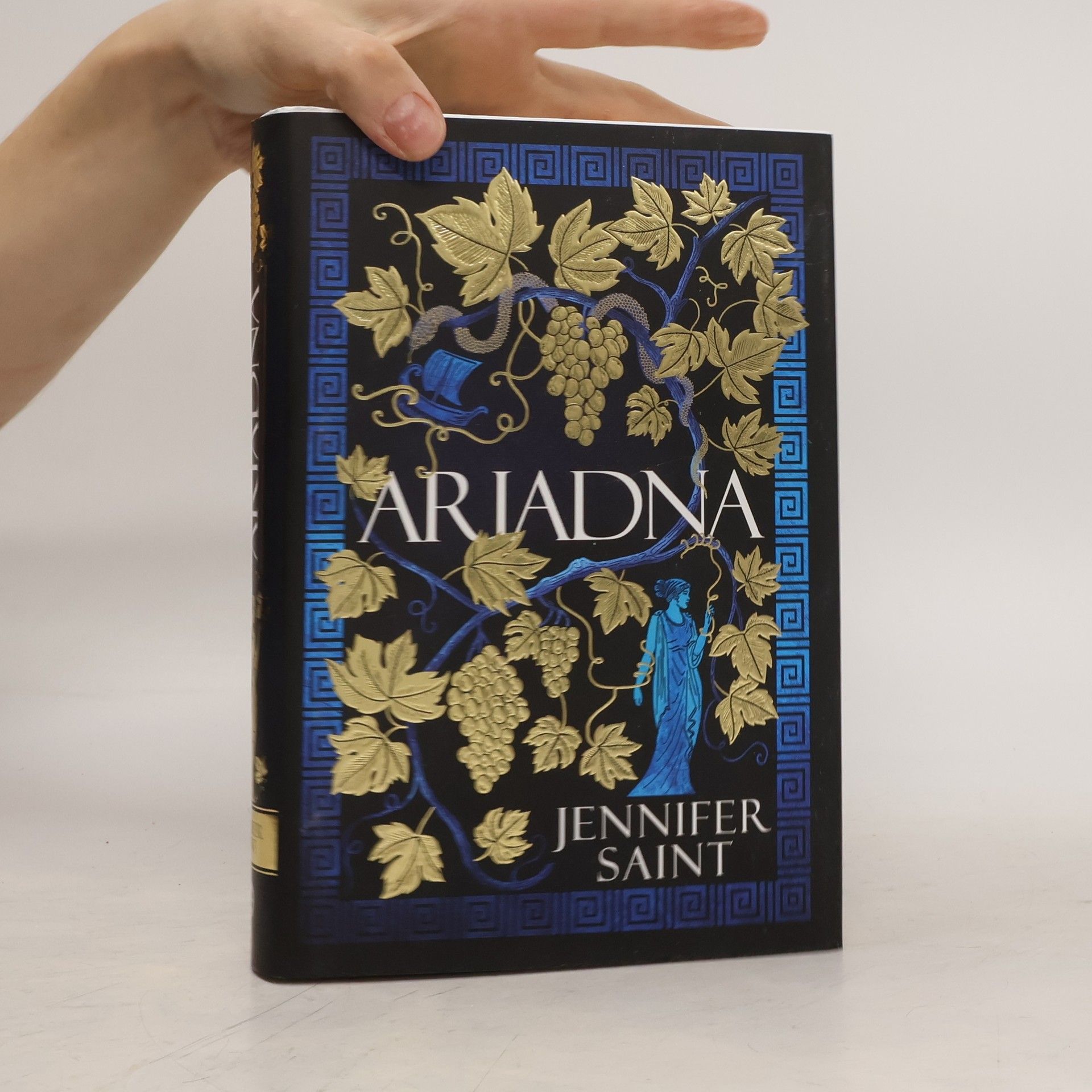 Jennifer Saint Ariadna