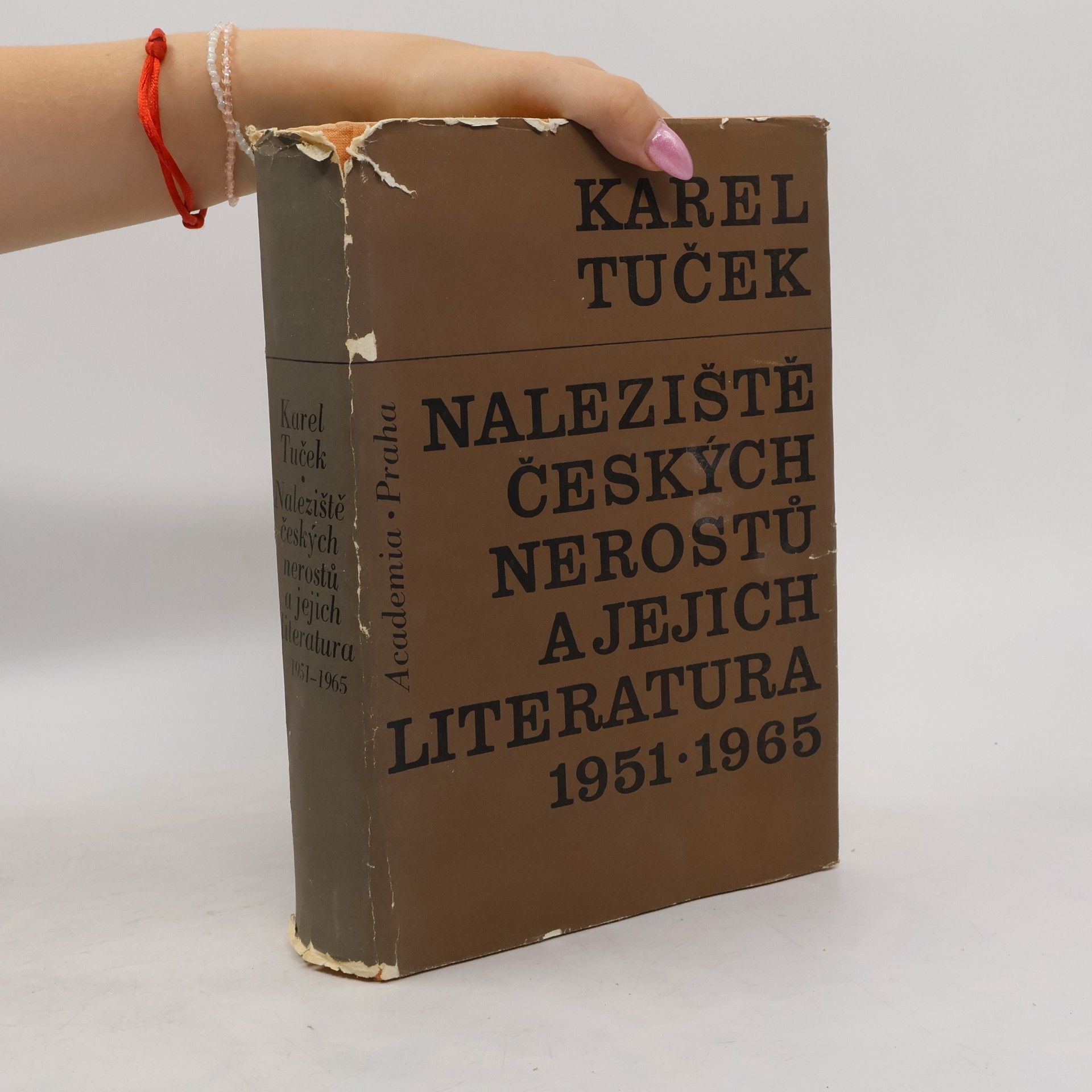 Karel Tuček Naleziště českých nerostů a jejich literatura 1951-1965