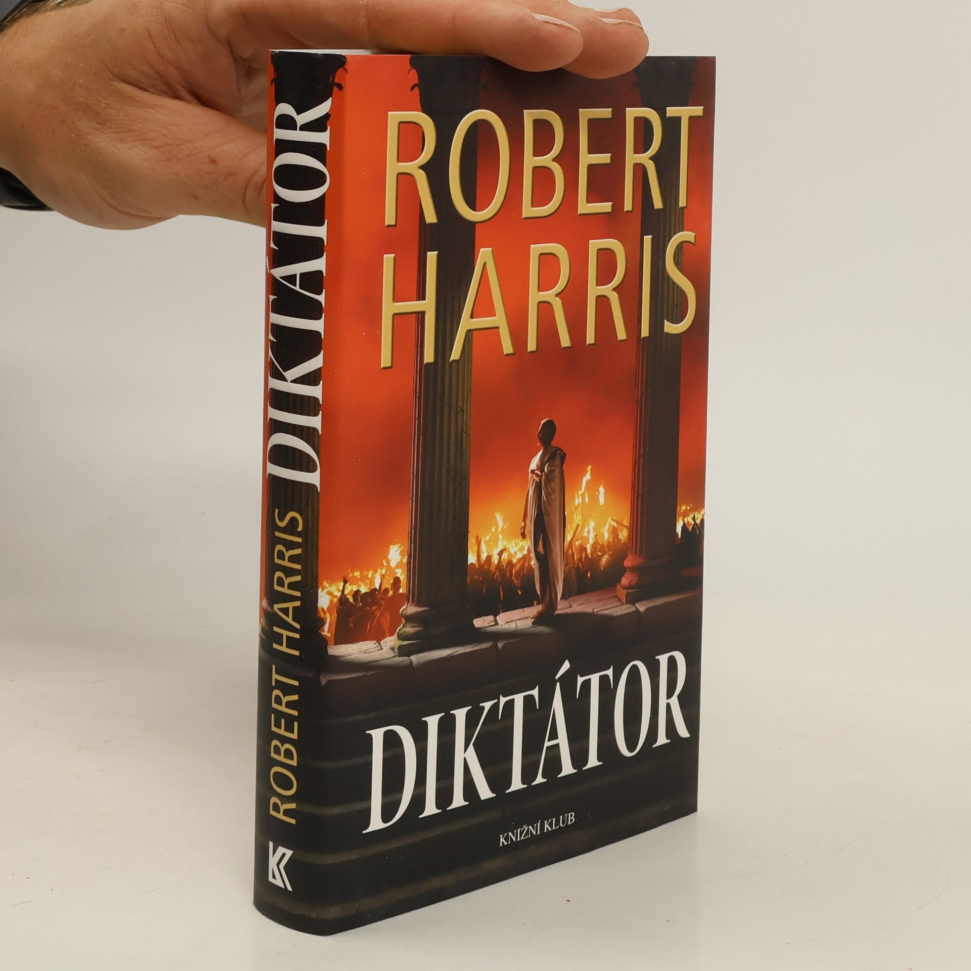 Robert Harris Diktátor