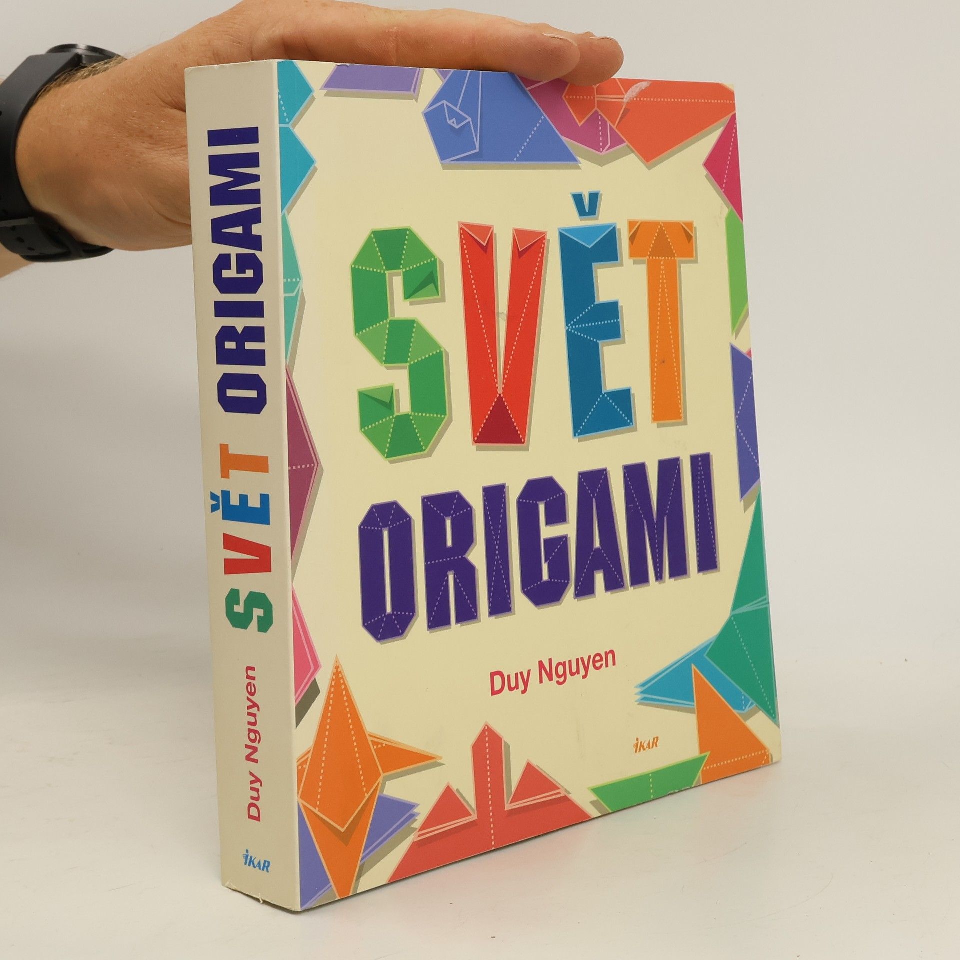 Duy Nguyen Svět origami