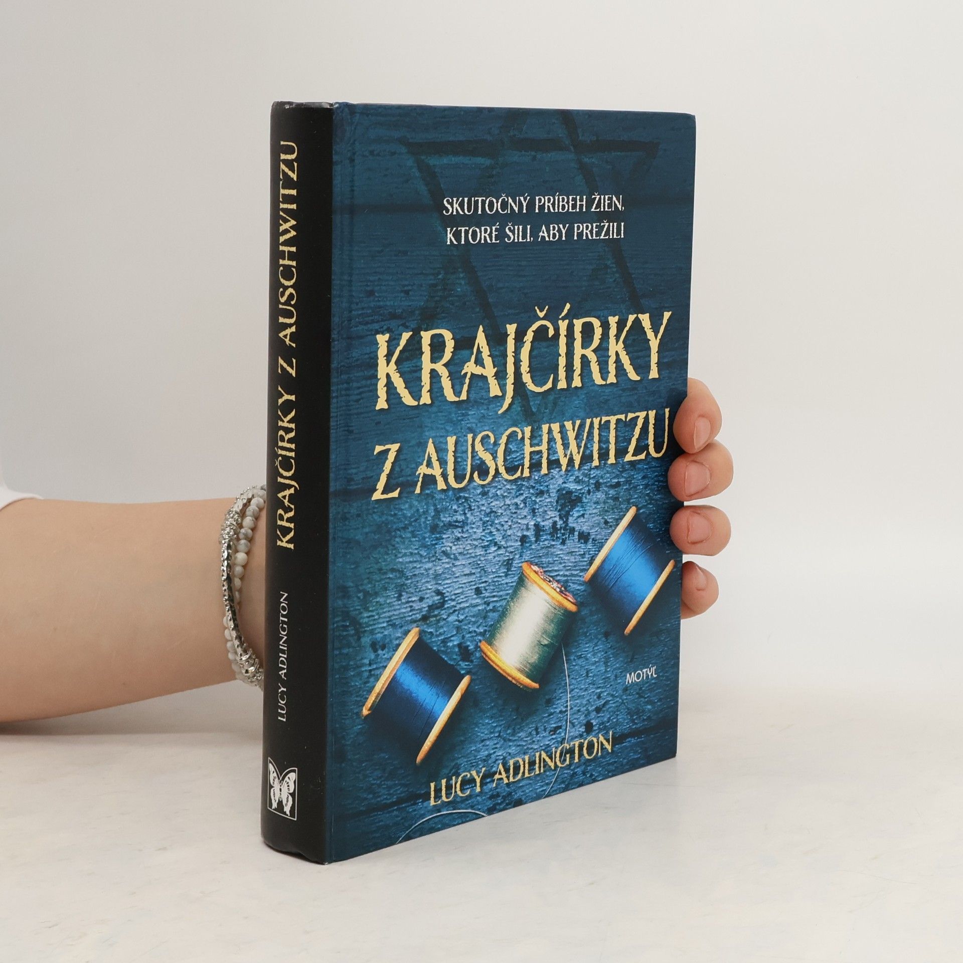 Lucy Adlington Krajčírky z Auschwitzu