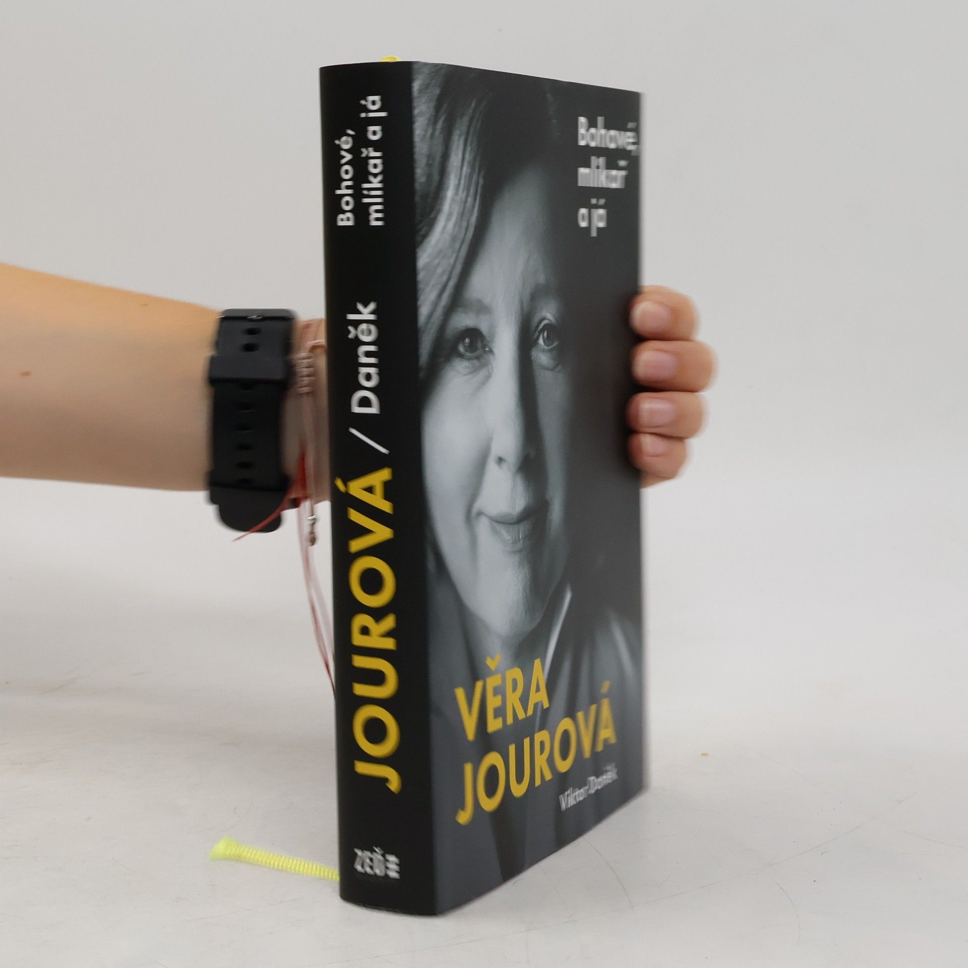 Věra Jourová Bohové, mlíkař a já