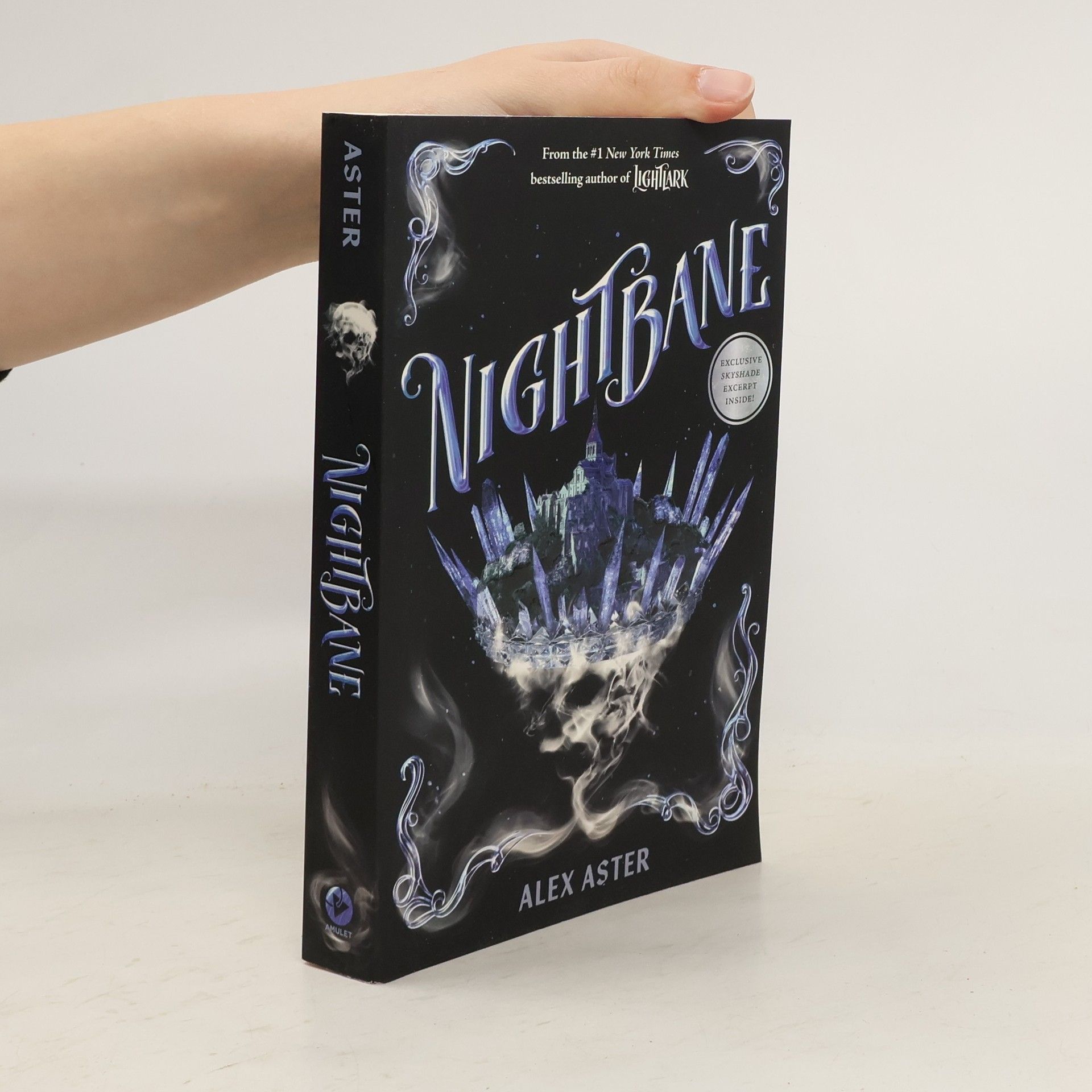 Alex Aster Nightbane (The Lightlark Saga Book 2)