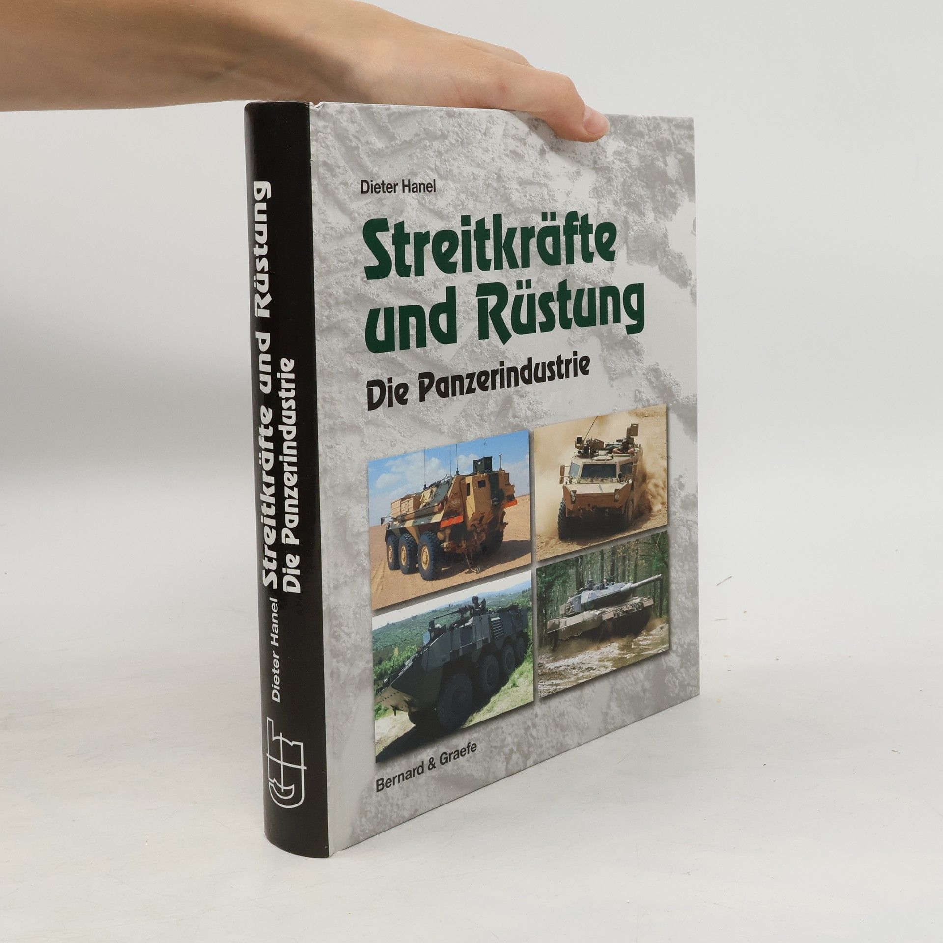 Eva Hanel Streitkräfte und Rüstung