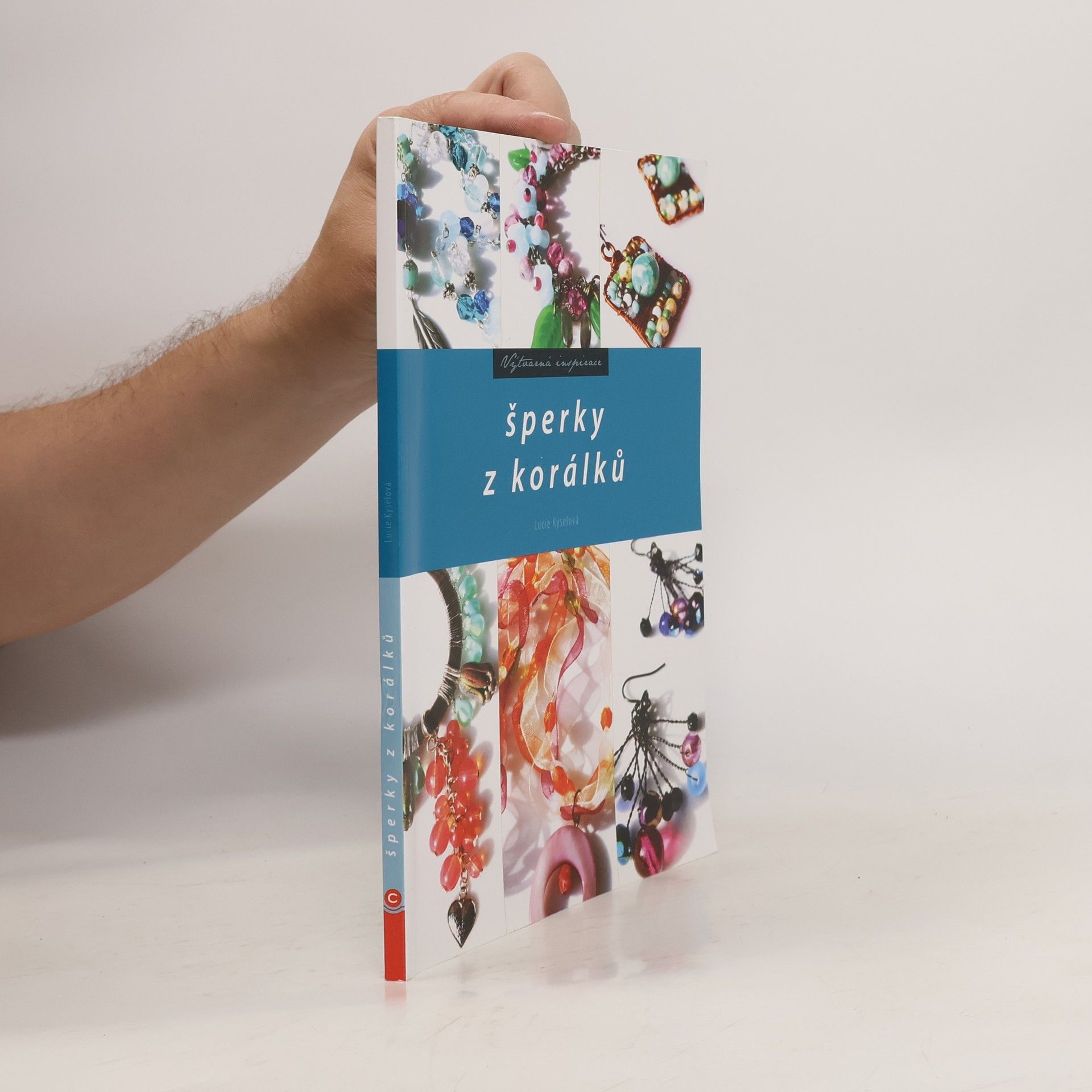 Šperky z korálků