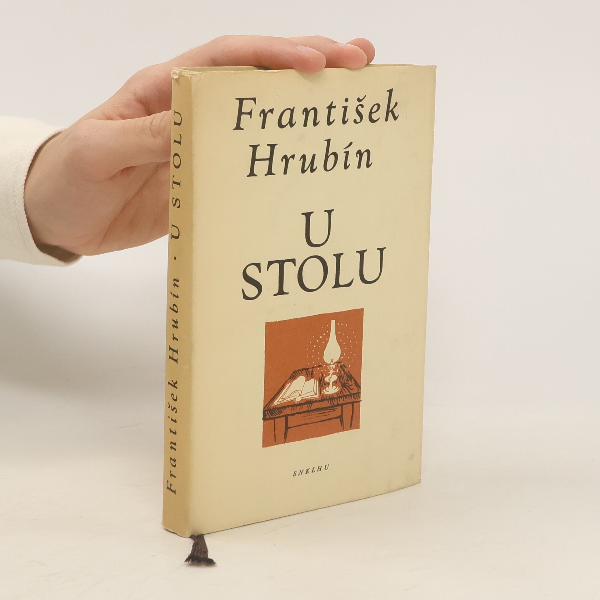František Hrubín U stolu