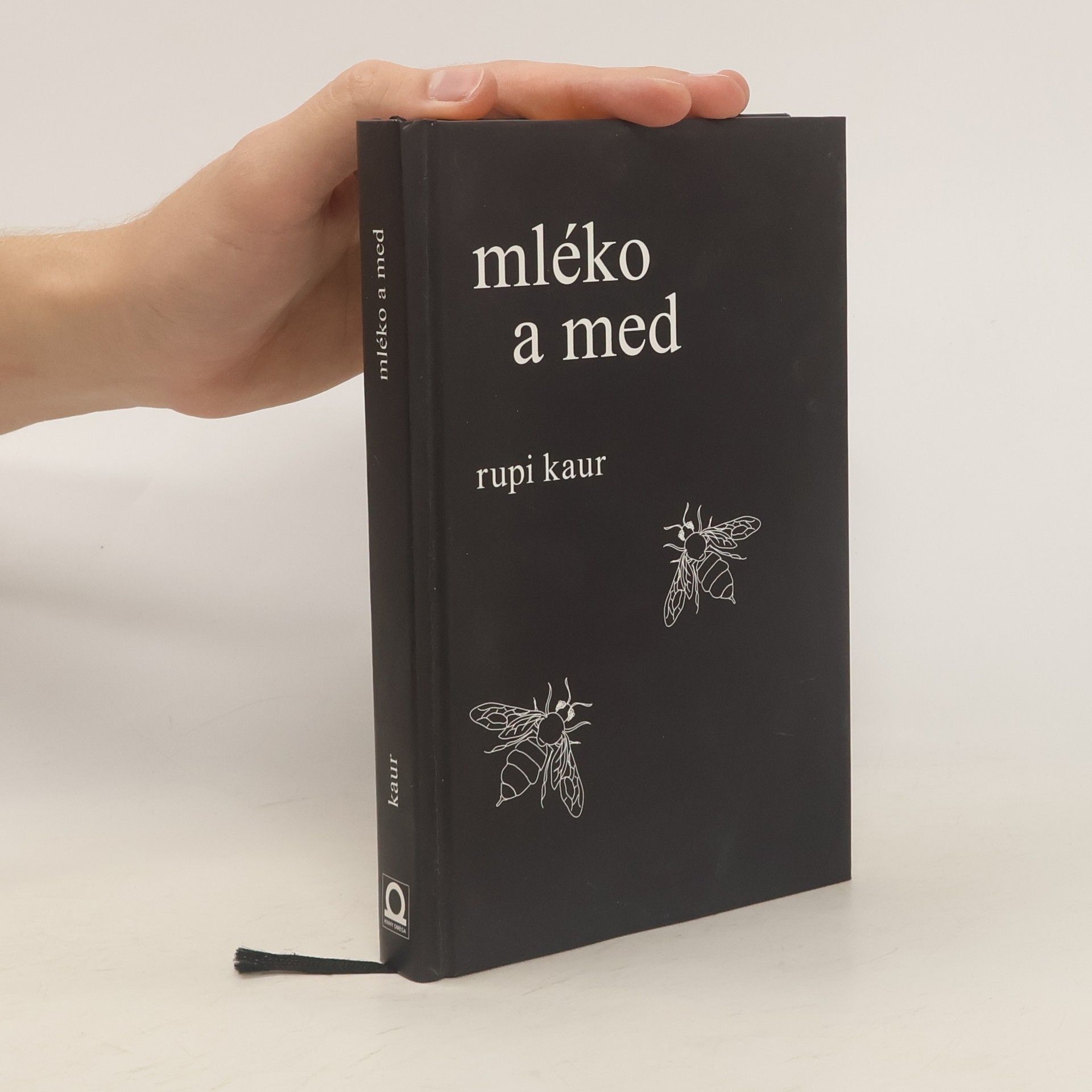 Rupi Kaur Mléko a med