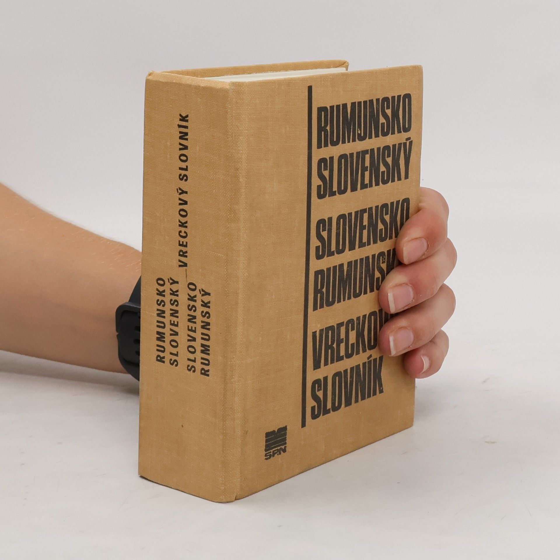 Collective Rumunsko-slovenský a slovensko-rumunský vreckový slovník