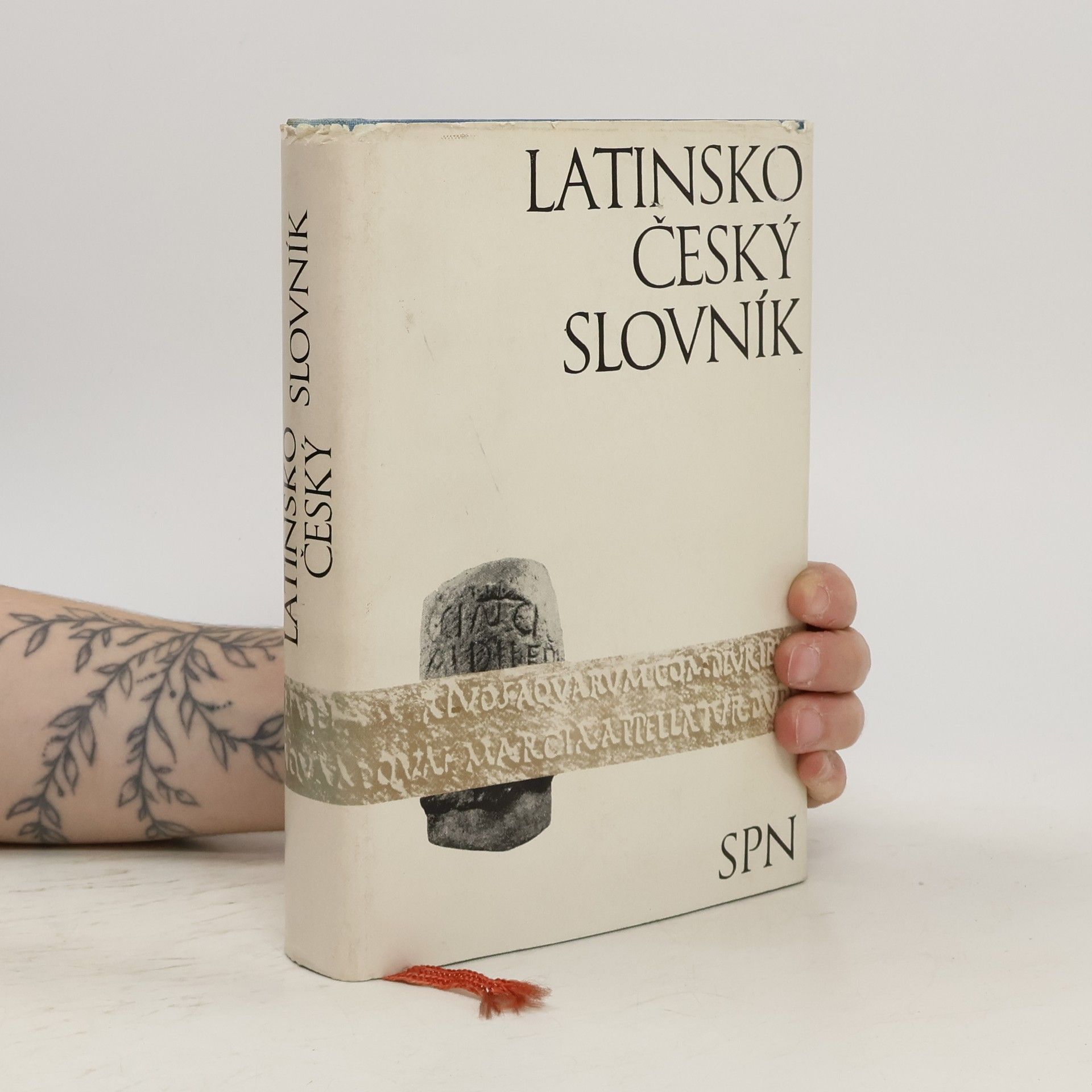 Jan Kábrt Latinsko-česky slovnik