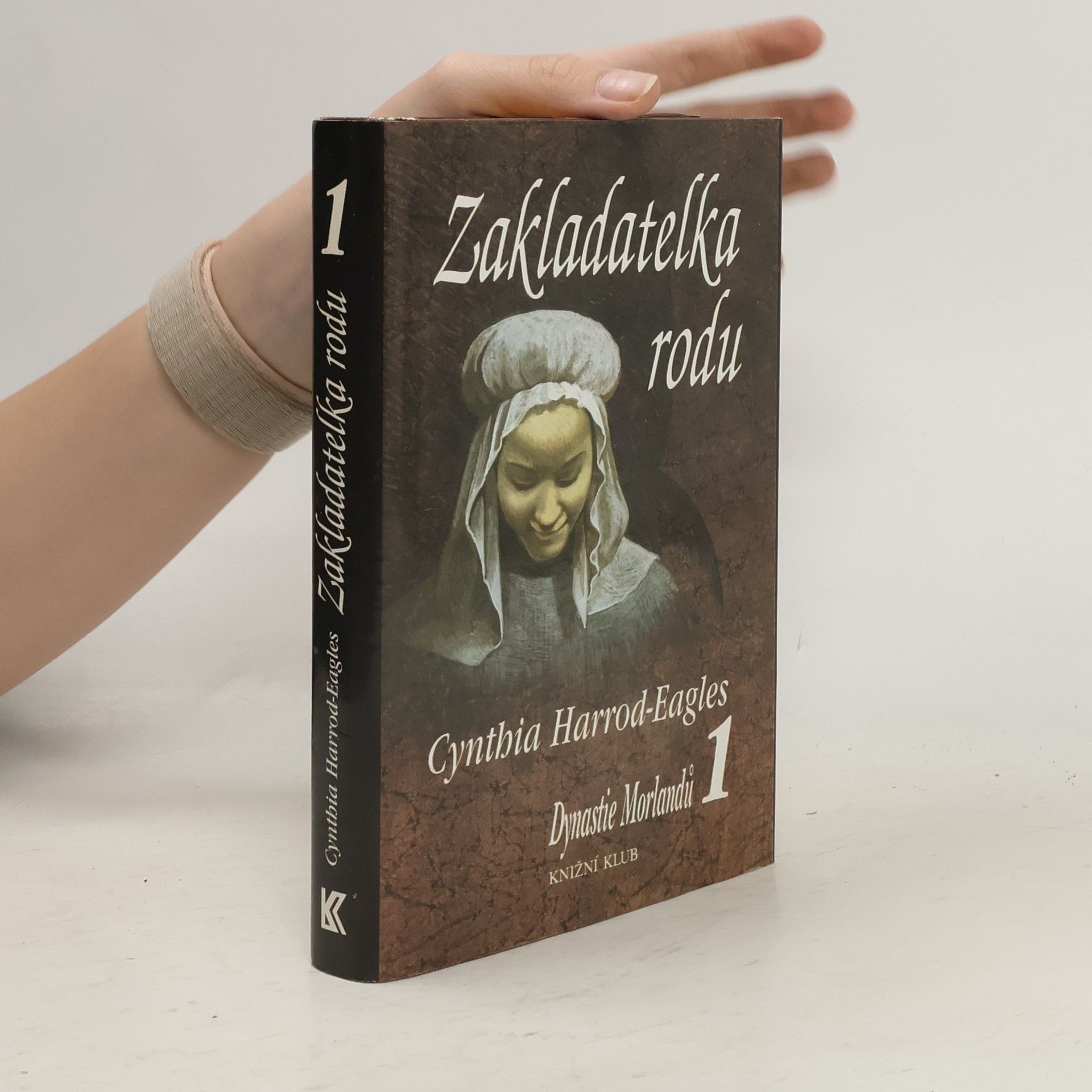 Cynthia Harrod-Eagles Dynastie Morlandů 1. Zakladatelka rodu