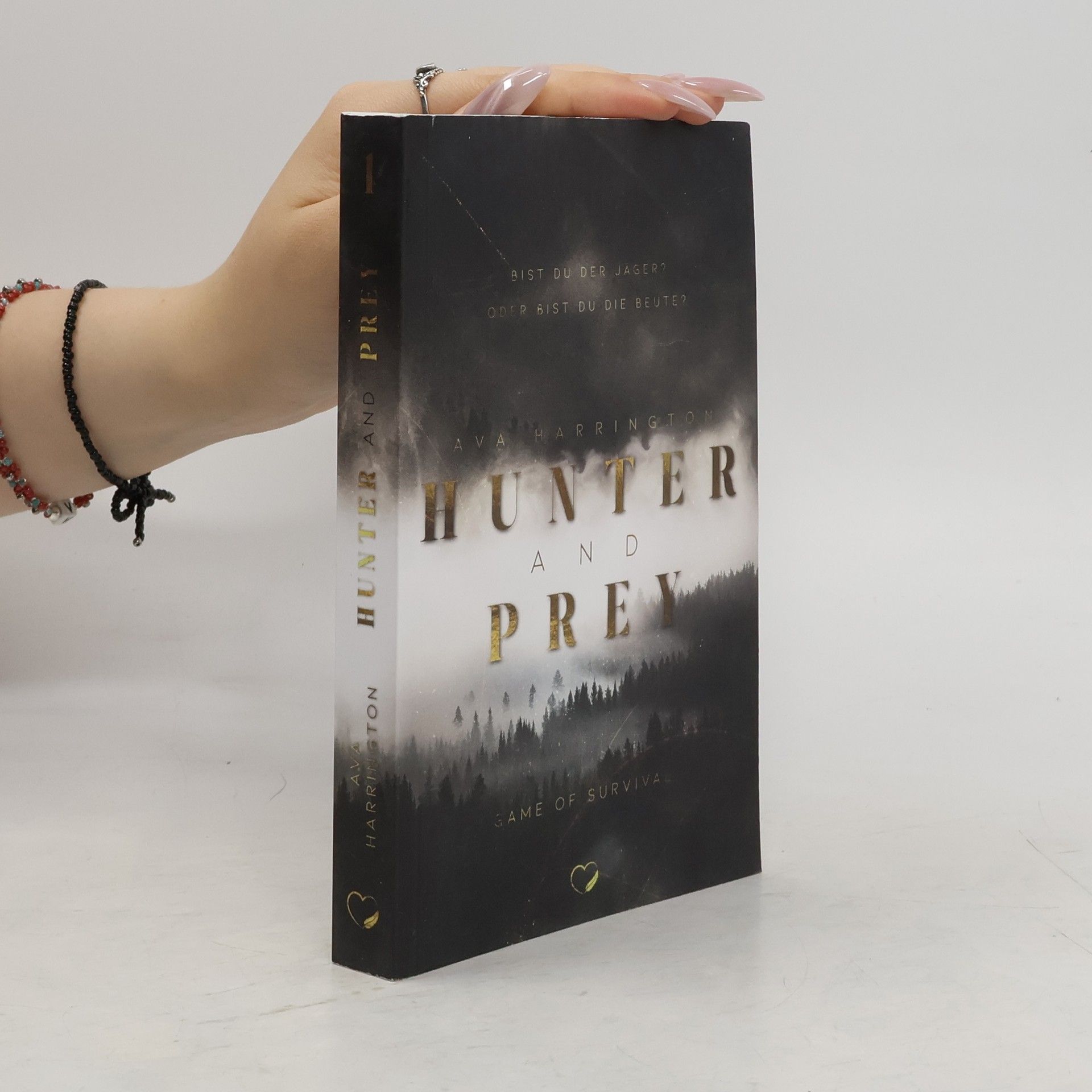 Ava Harrington Hunter and Prey