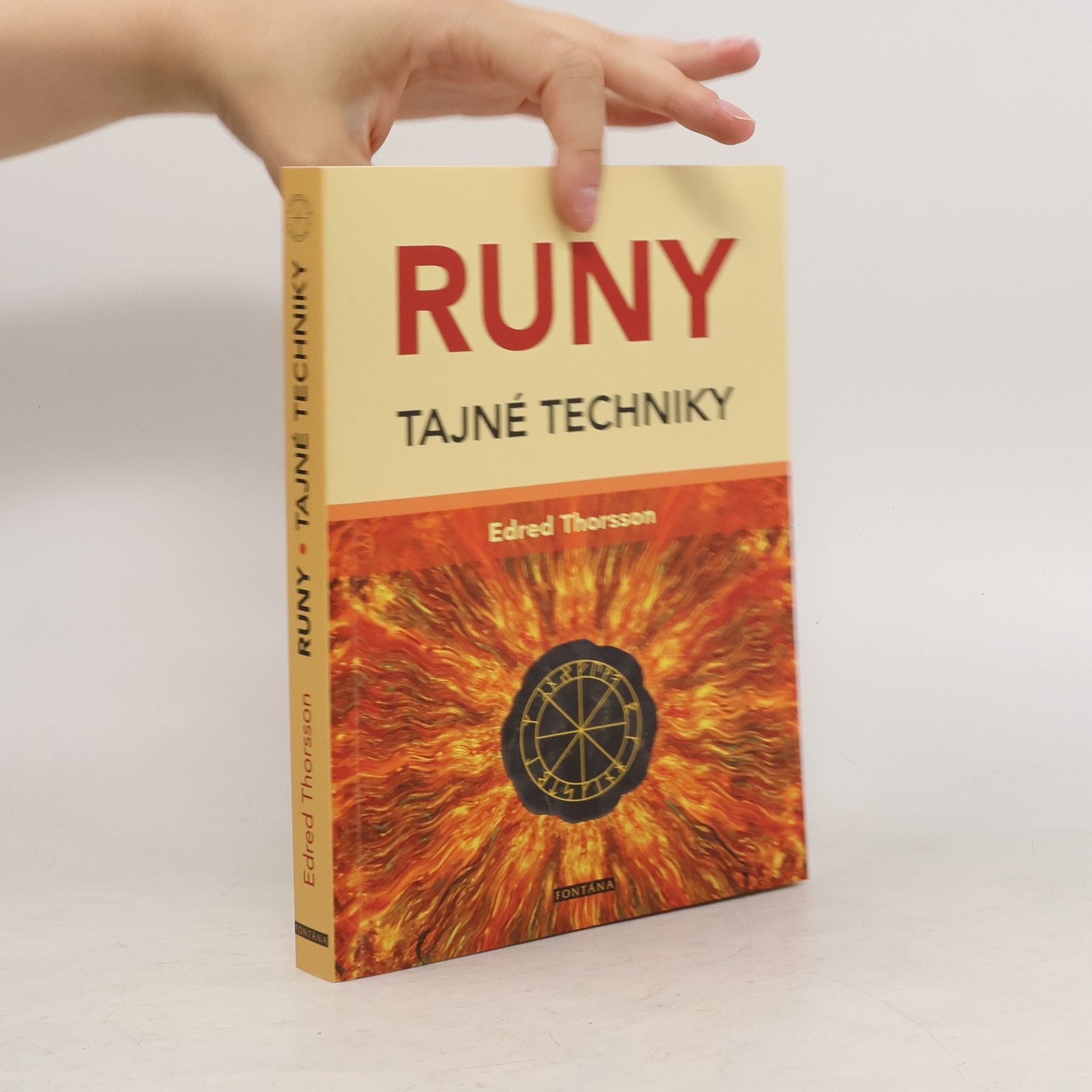 Stephen Edred Flowers Runy: tajné techniky germánských runových mágů