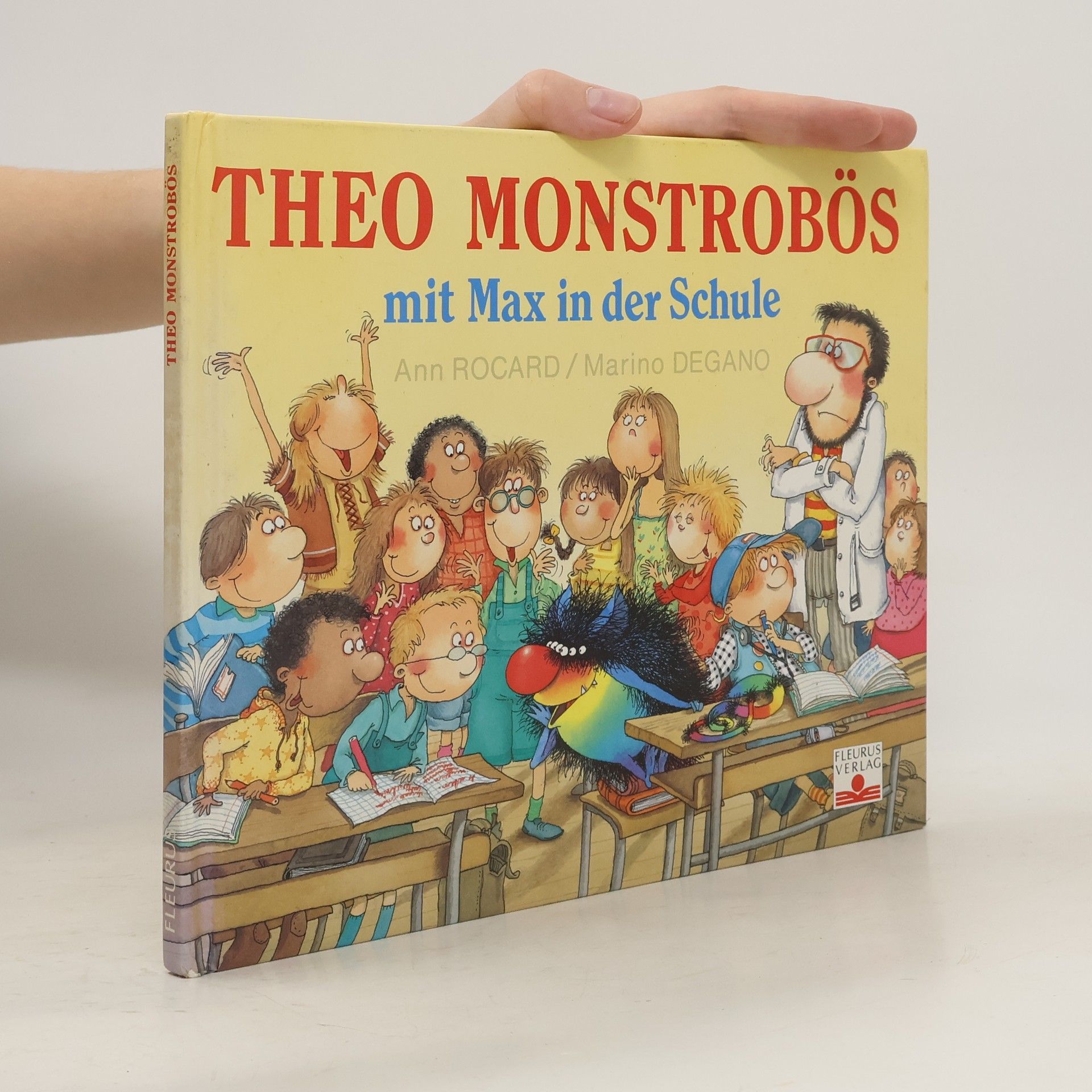 Marino Degano Theo Monstrobös mit Max in der Schule