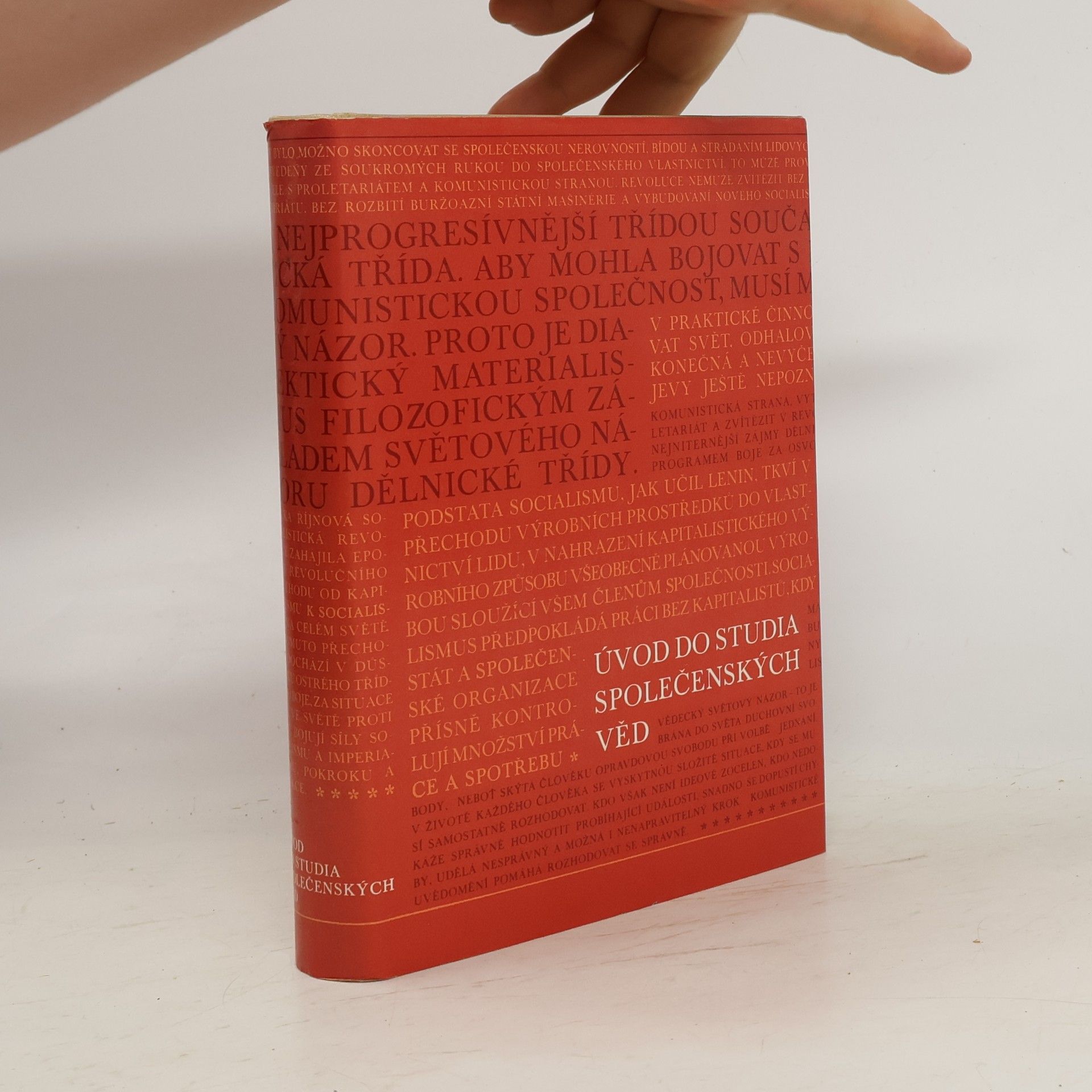 Georgij Chosrojevič Šachnazarov Úvod do studia společenských věd