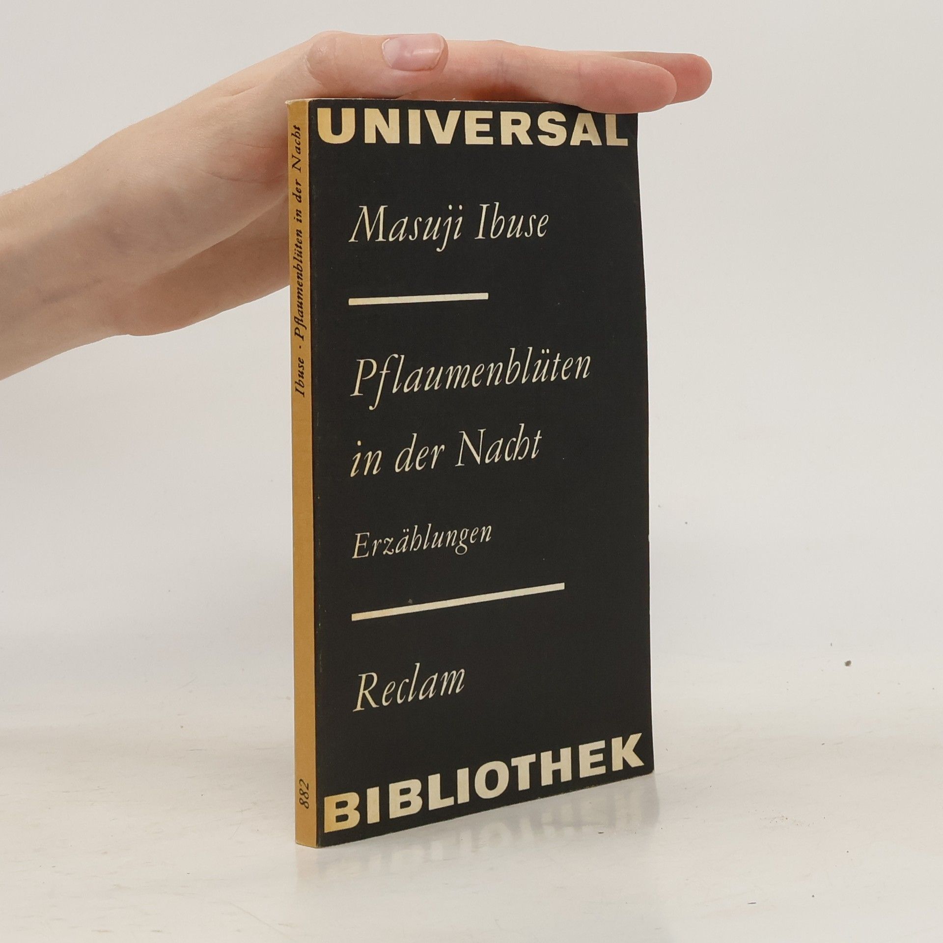 Masudži Ibuse Pflaumenblüten in der Nacht