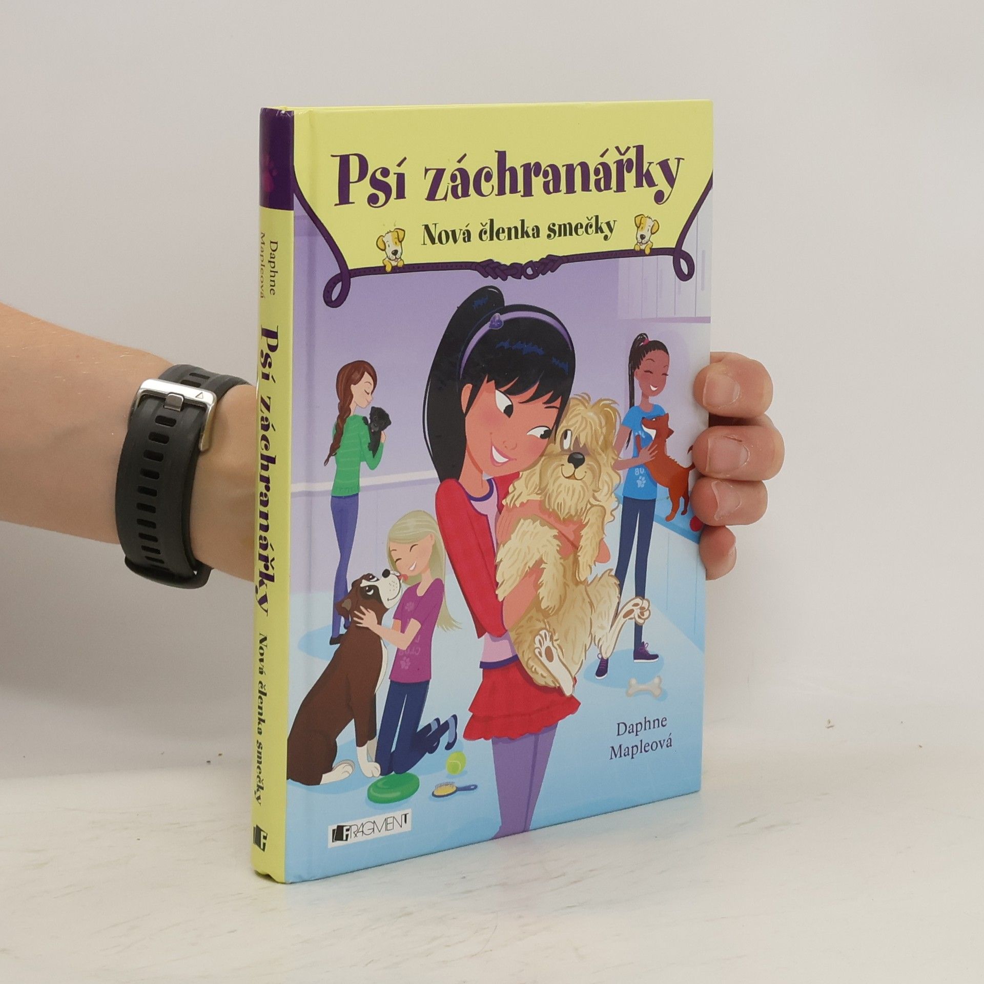 Daphne Maple Psí záchranářky. Nová členka smečky
