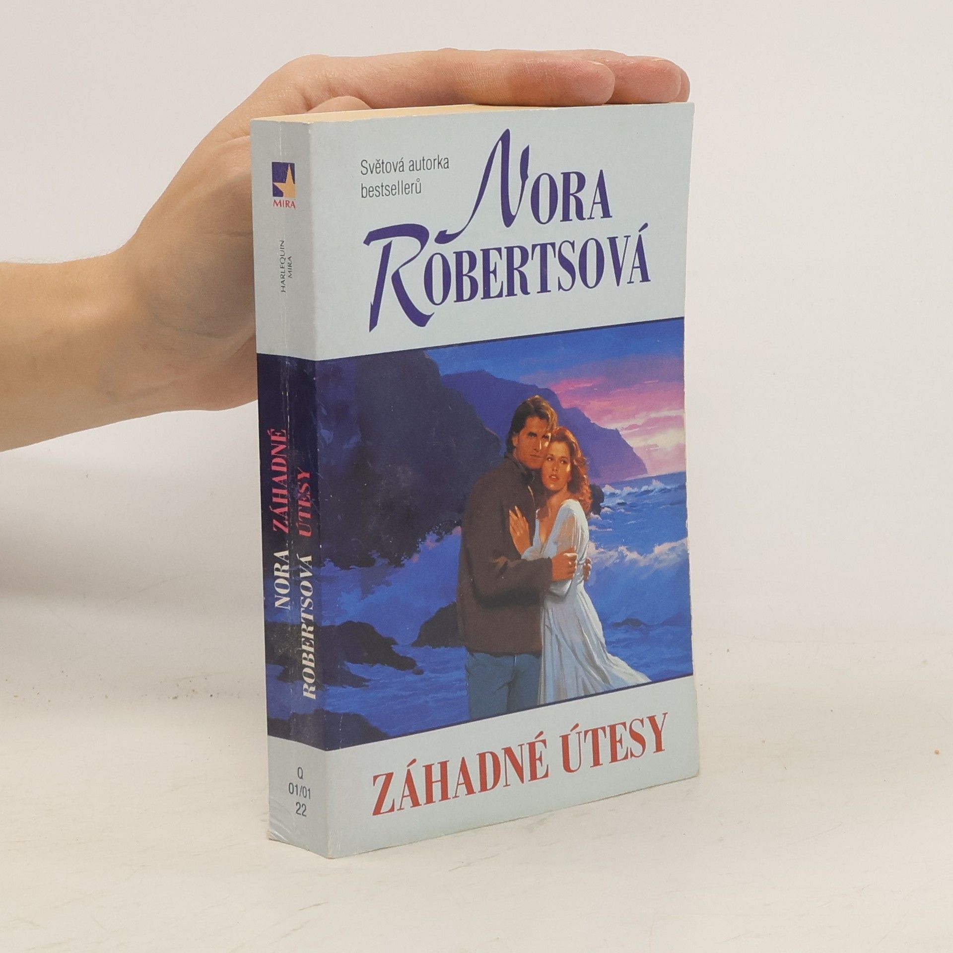 Nora Roberts Záhadné útesy