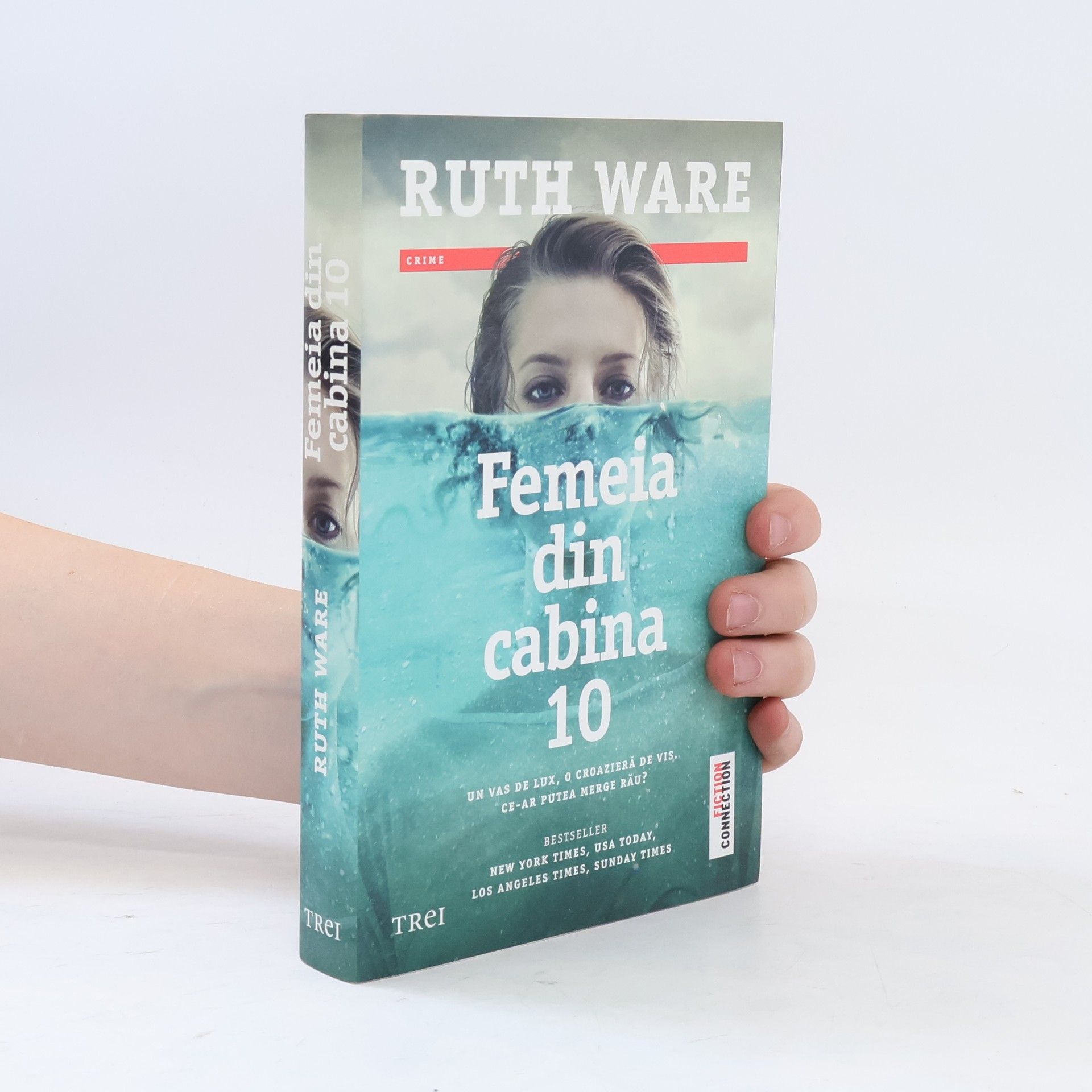 Ruth Ware Femeia din cabina 10