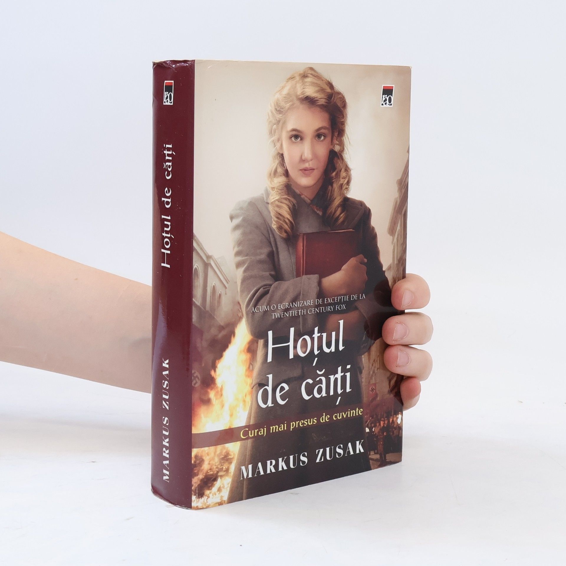 Markus Zusak Hoţul de cărţi