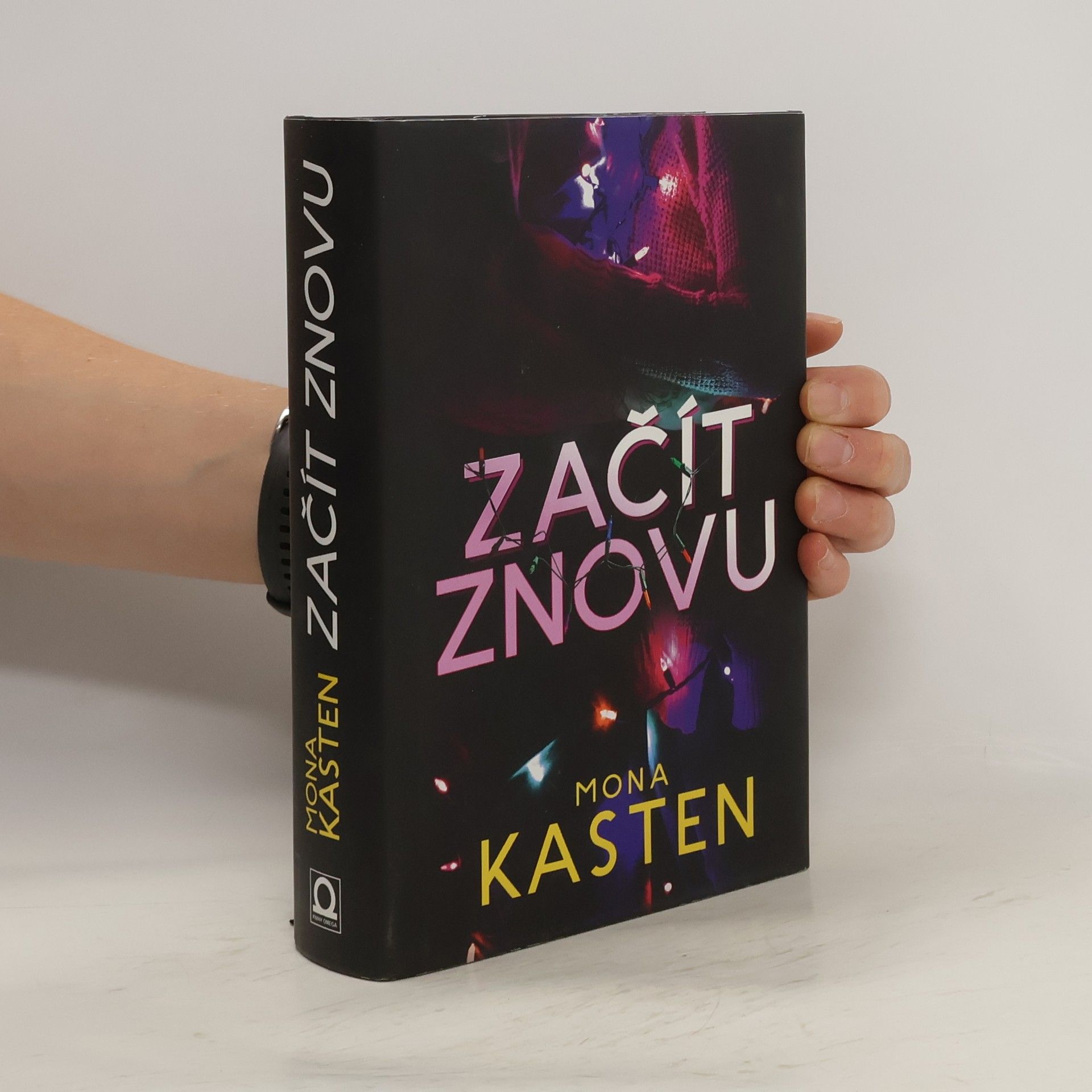 Mona Kasten Začít znovu