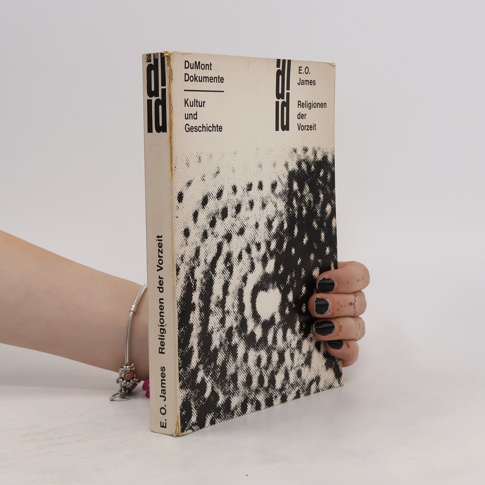 E. O. James Dokumente. Religionen der Vorzeit