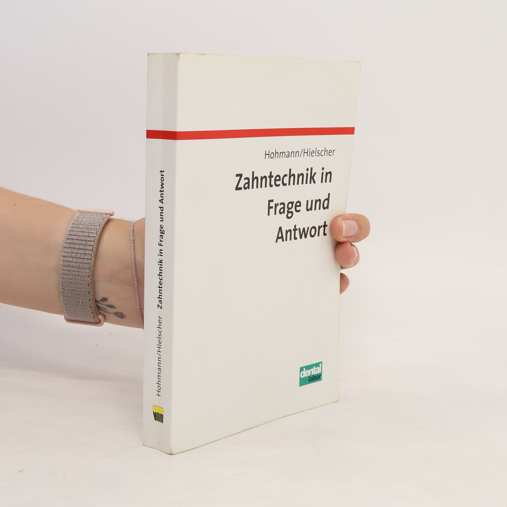 Arnold Hohmann Zahntechnik in Frage und Antwort