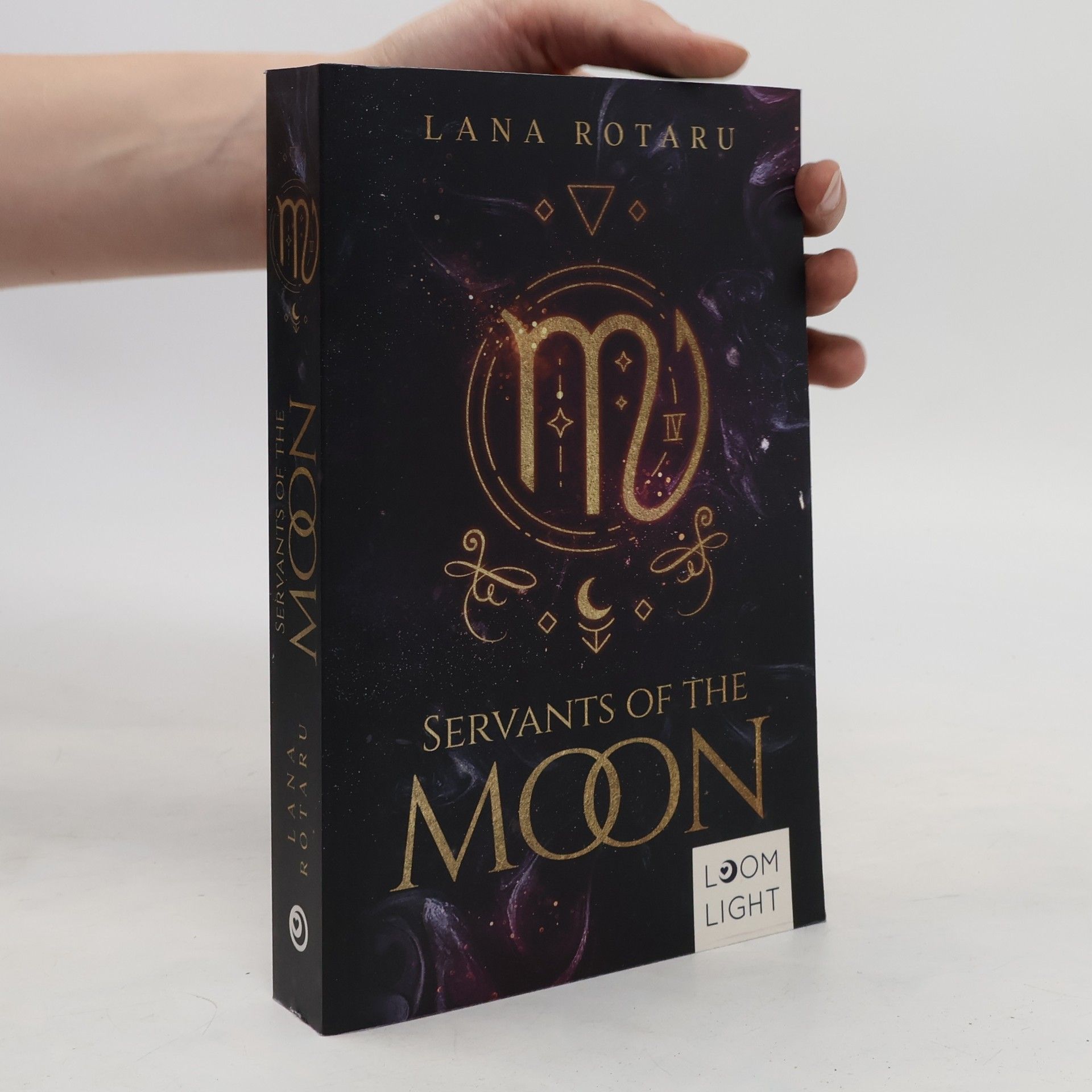 Lana Rotaru Zodiac 1: Servants of the Moon