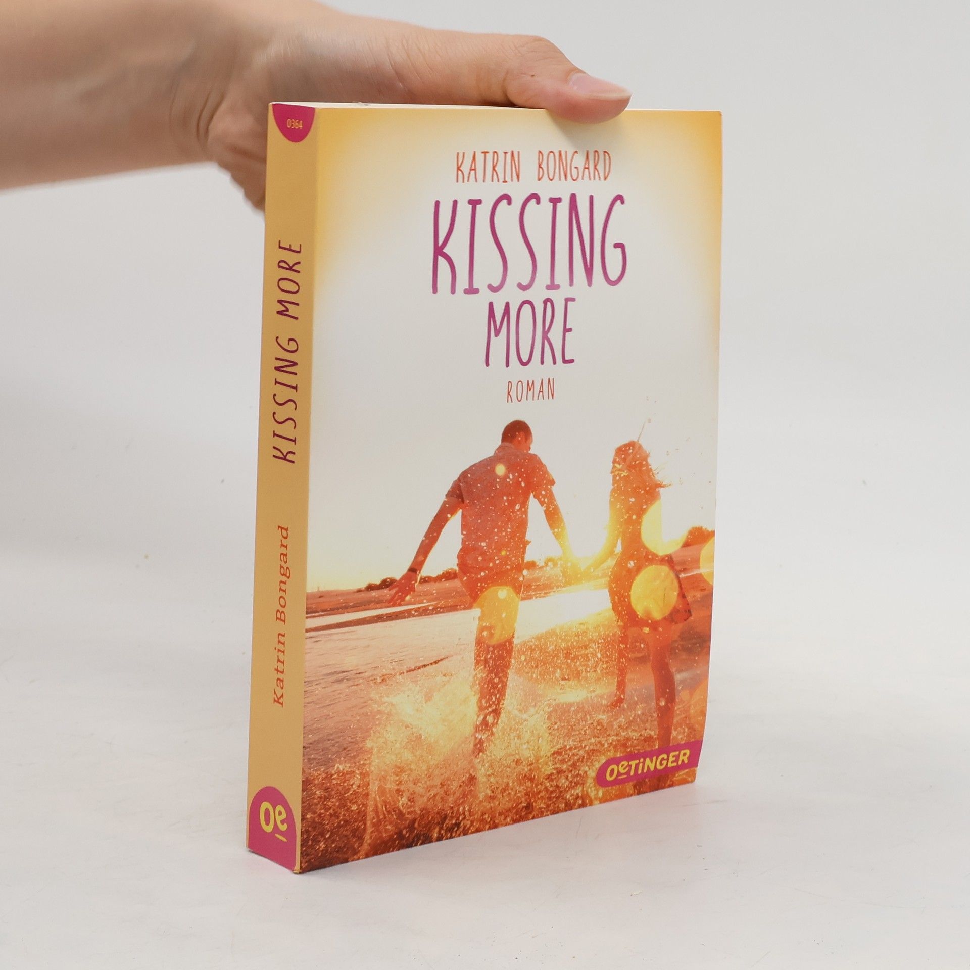 Katrin Bongard Kissing more