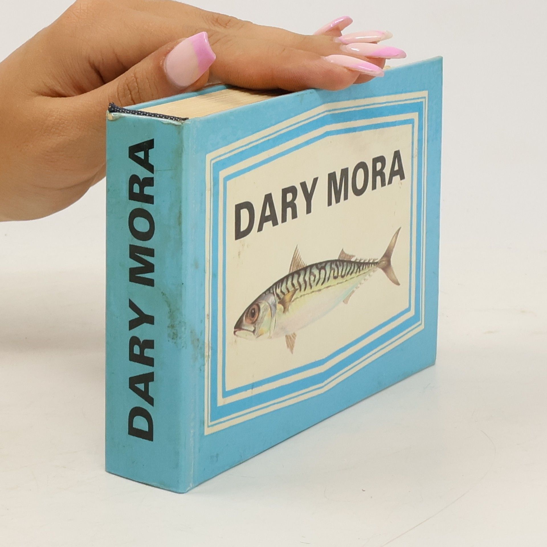 Karol Hensel Dary mora