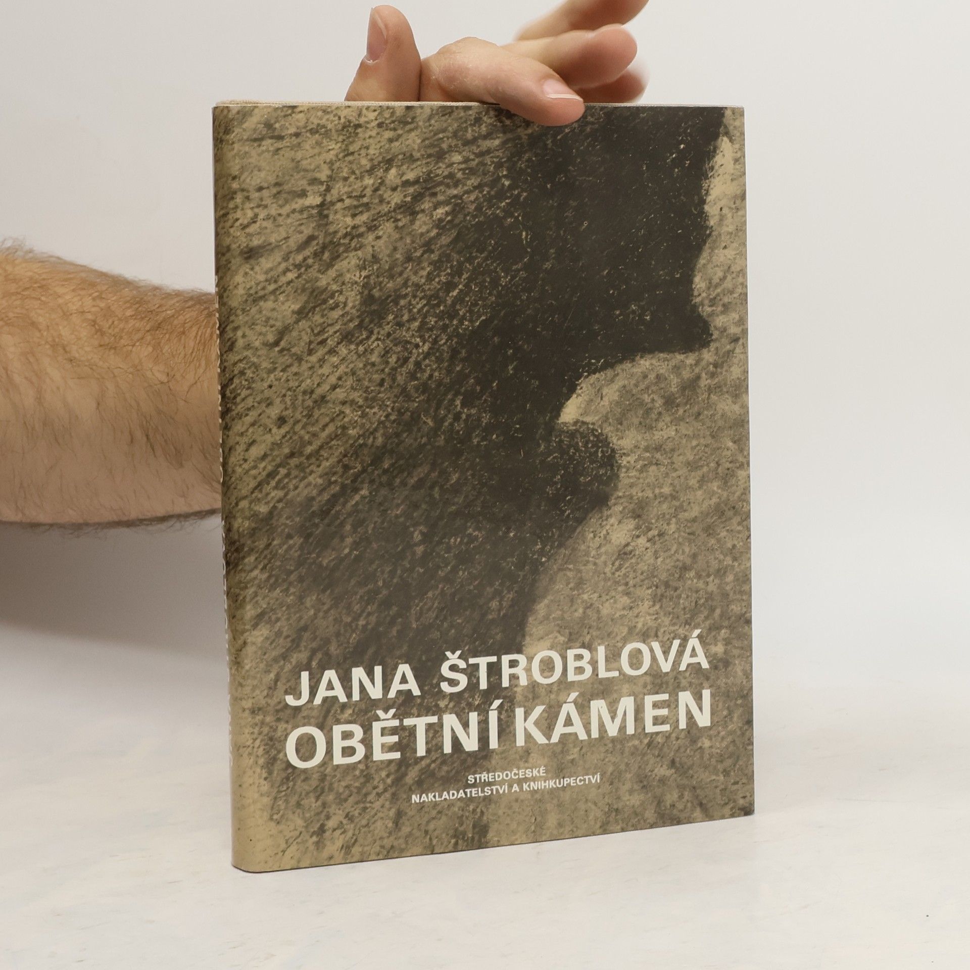 Jana Štroblová Obětní kámen