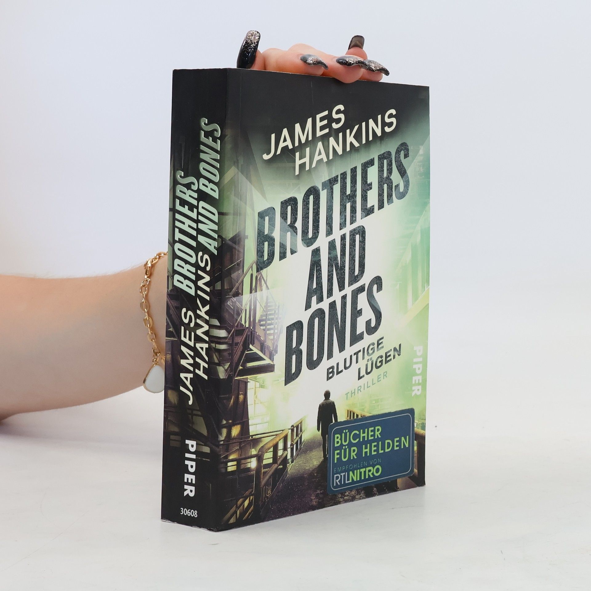James Hankins Brothers and Bones - blutige Lügen