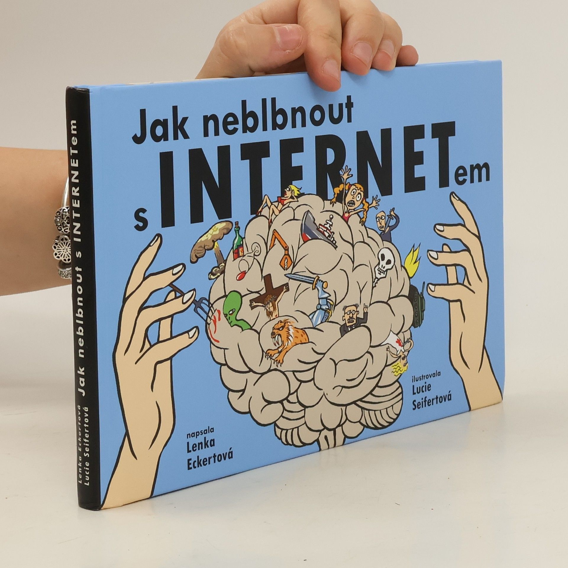 Lenka Eckertová Jak neblbnout s internetem