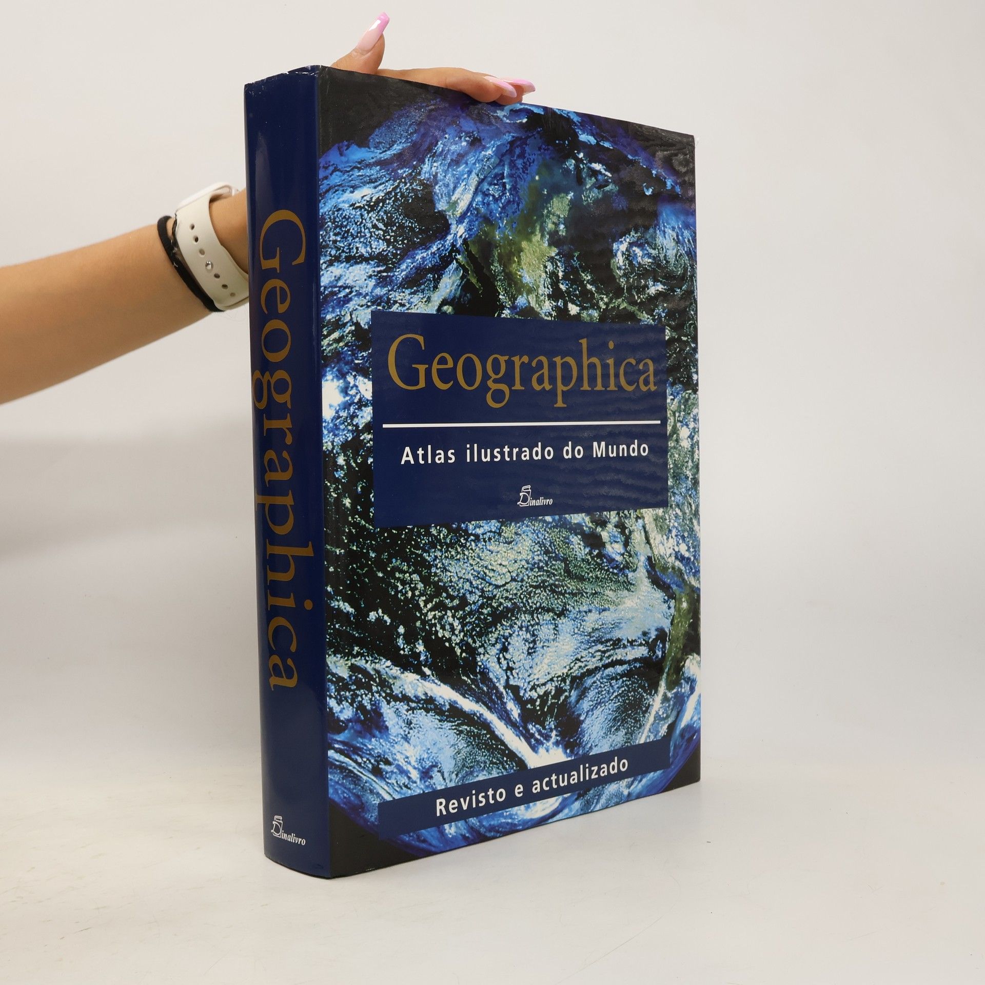 Collective Geographica. Atlas ilustrado do Mundo