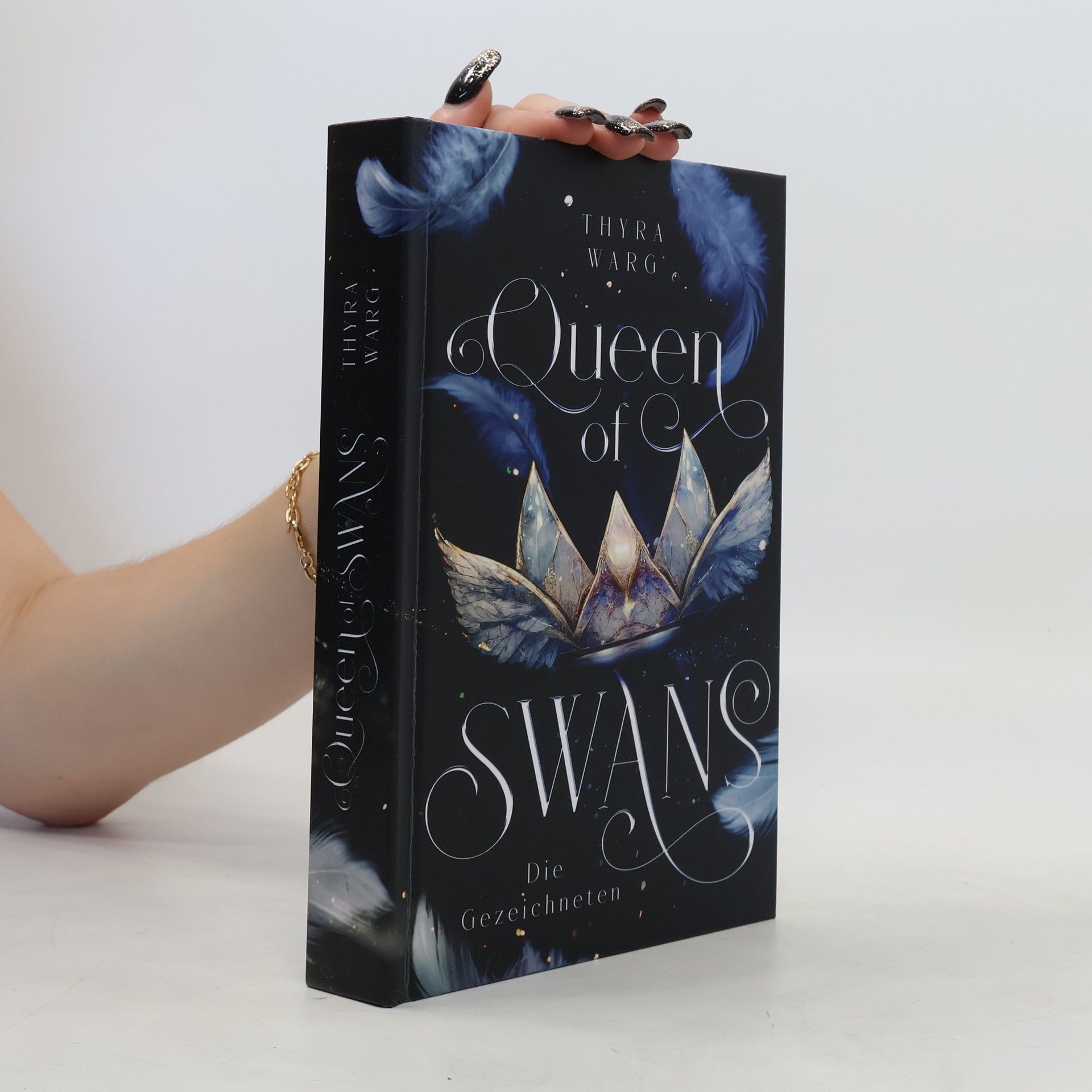 Thyra Warg Queen of Swans