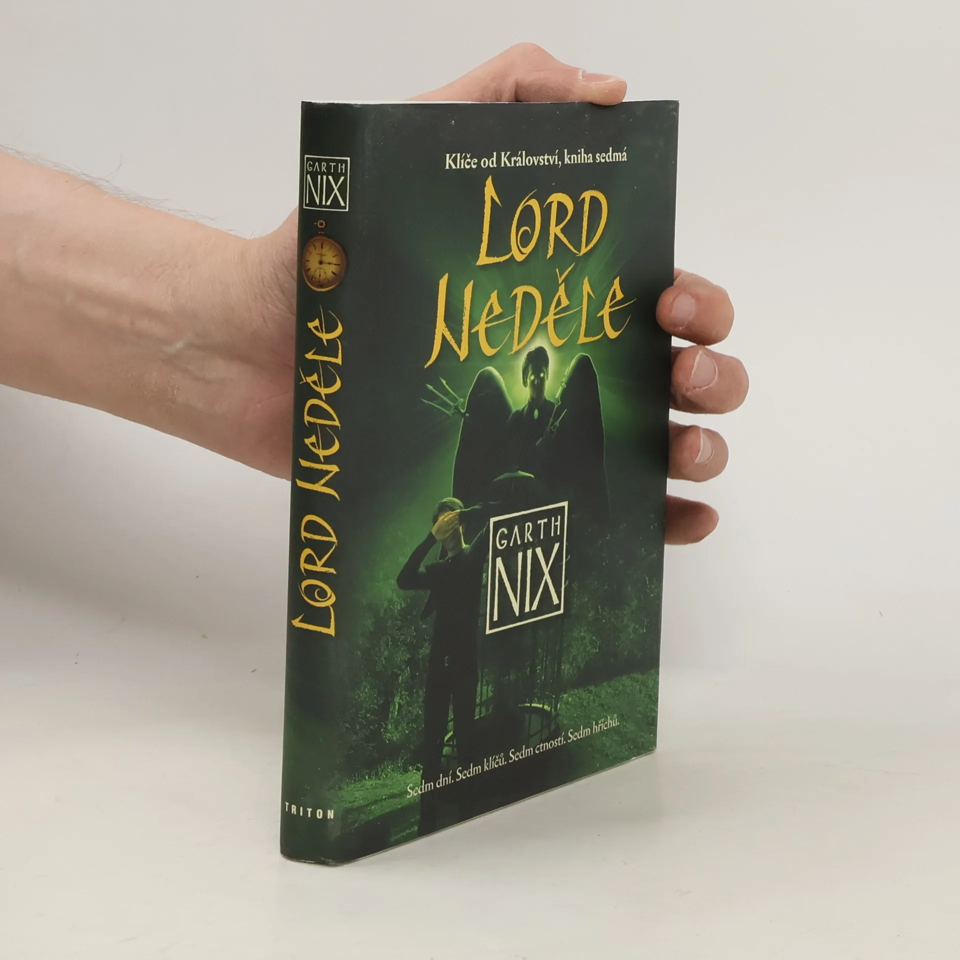 Lord Neděle | Book | Garth Nix | CS