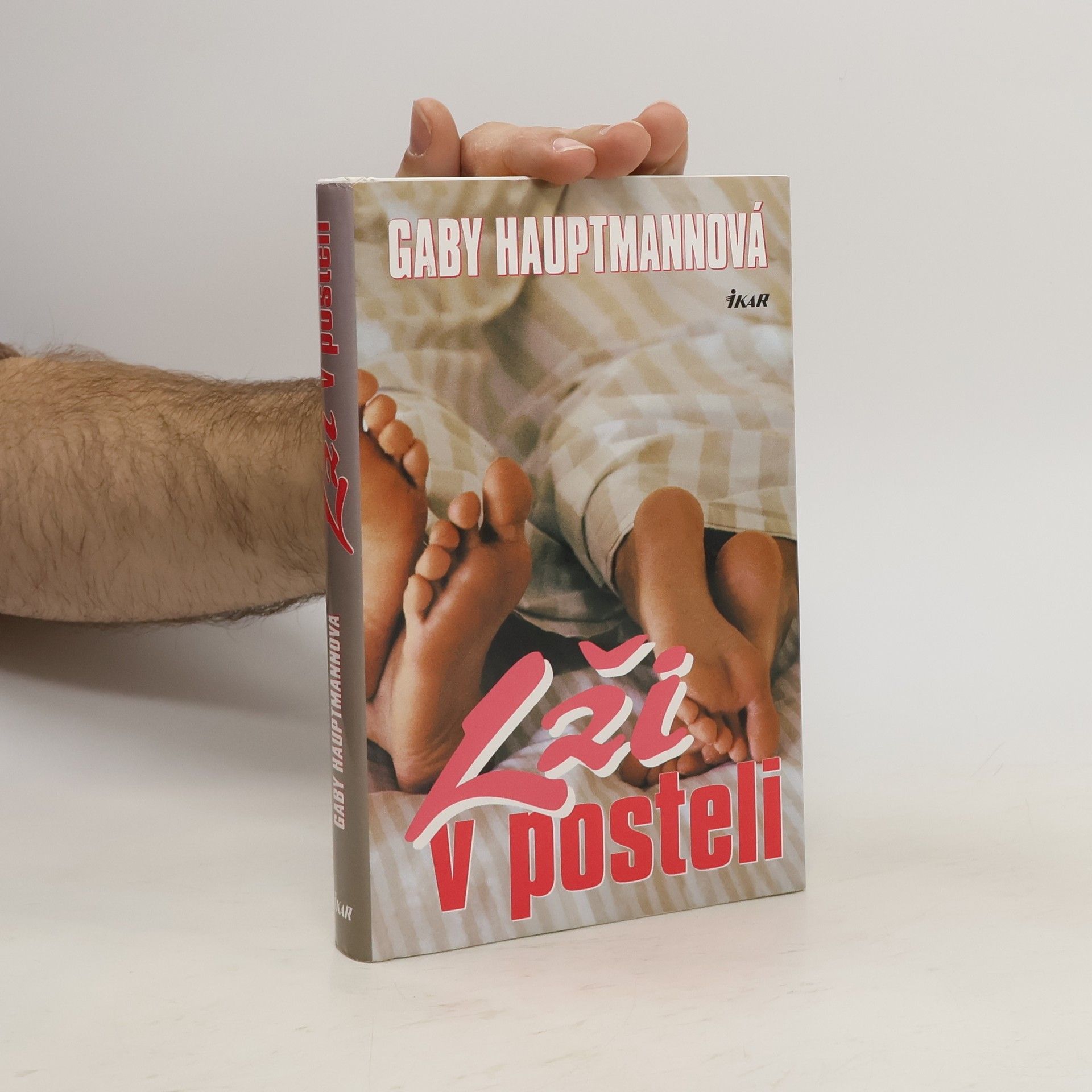Gaby Hauptmann Lži v posteli