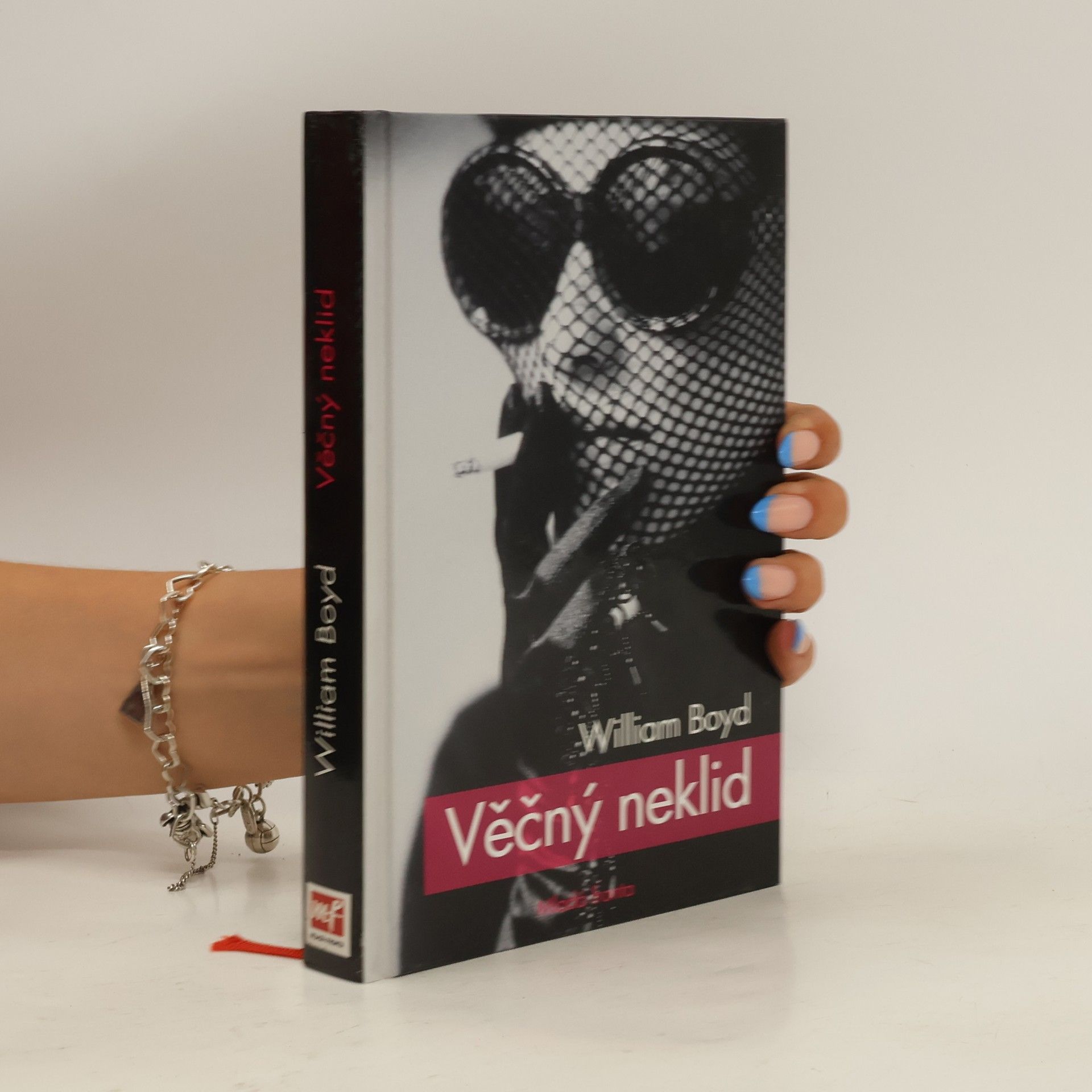 William Boyd Věčný neklid