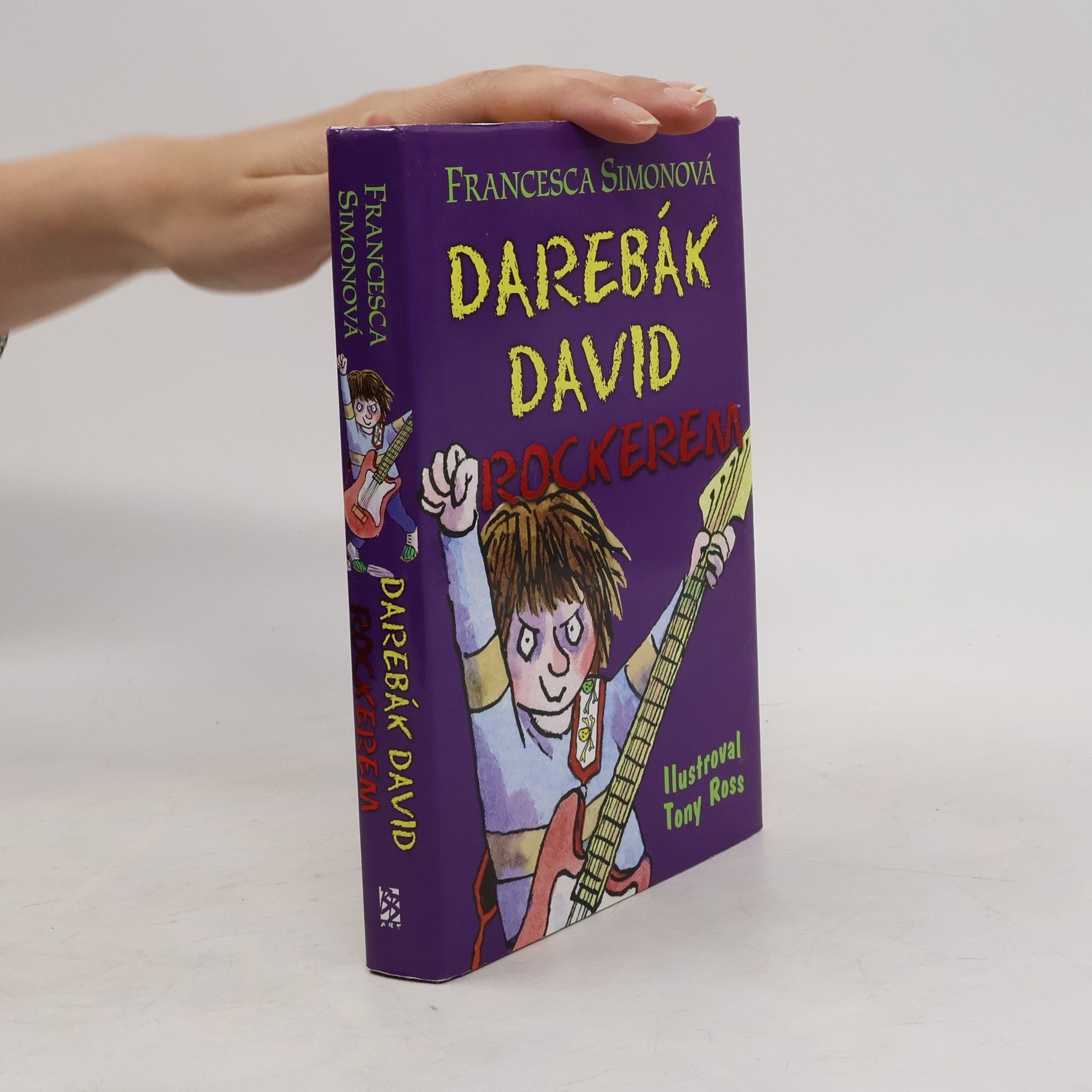 Francesca Simon Darebák David rockerem