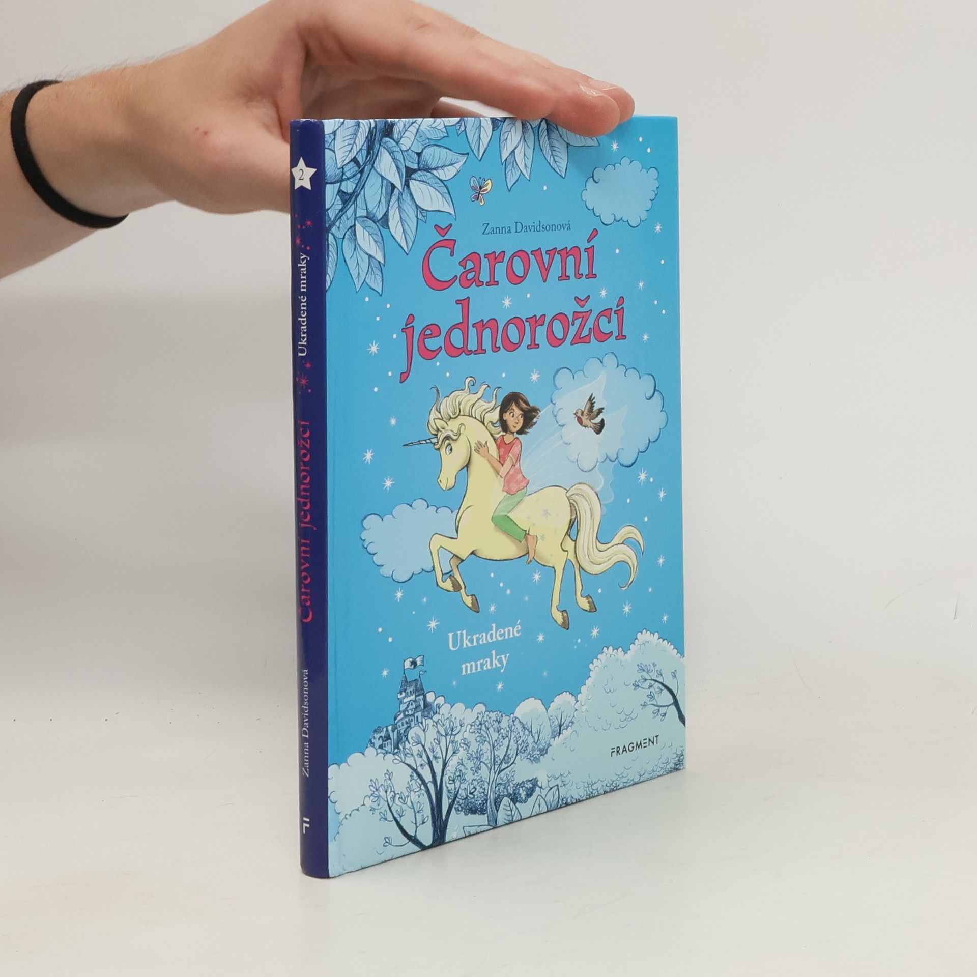 Čarovní jednorožci. Ukradené mraky