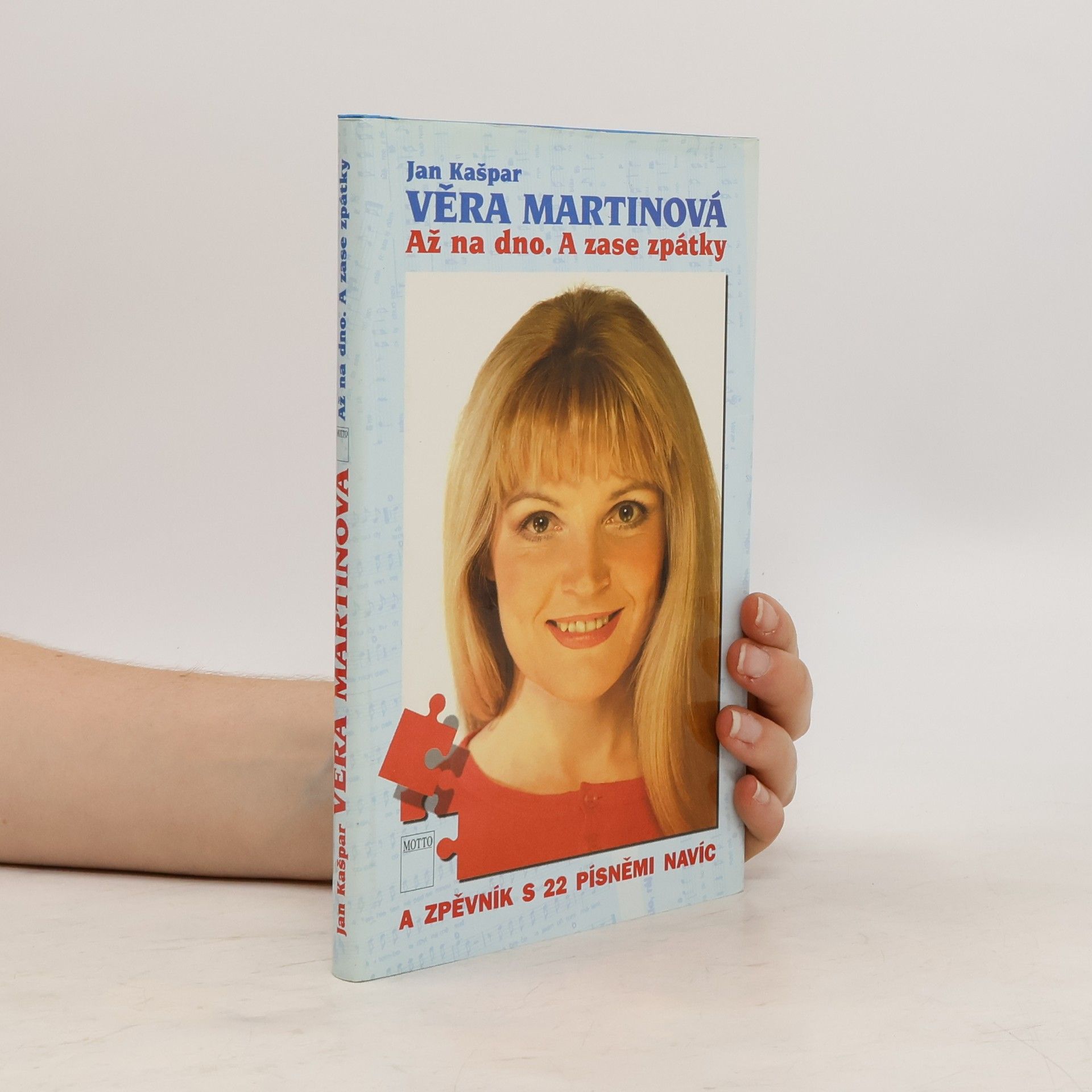 Jan Kašpar Věra Martinová. Až na dno a zase zpátky