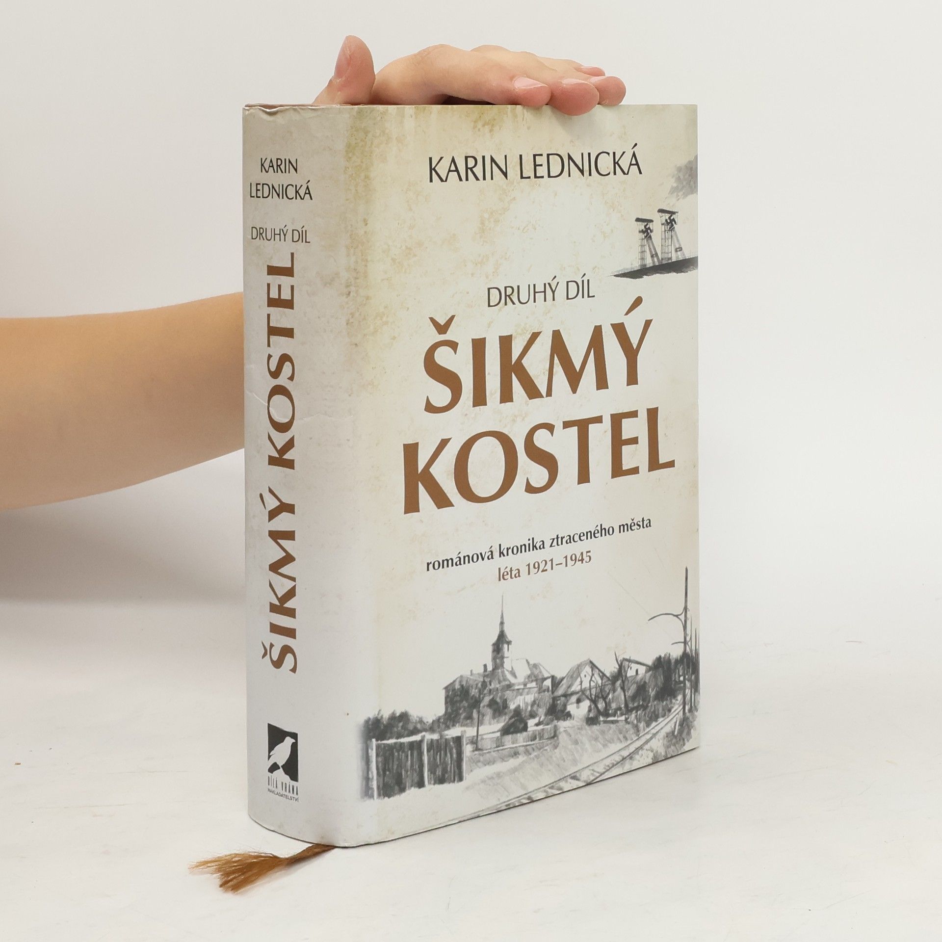 Karin Lednická Šikmý kostel 2
