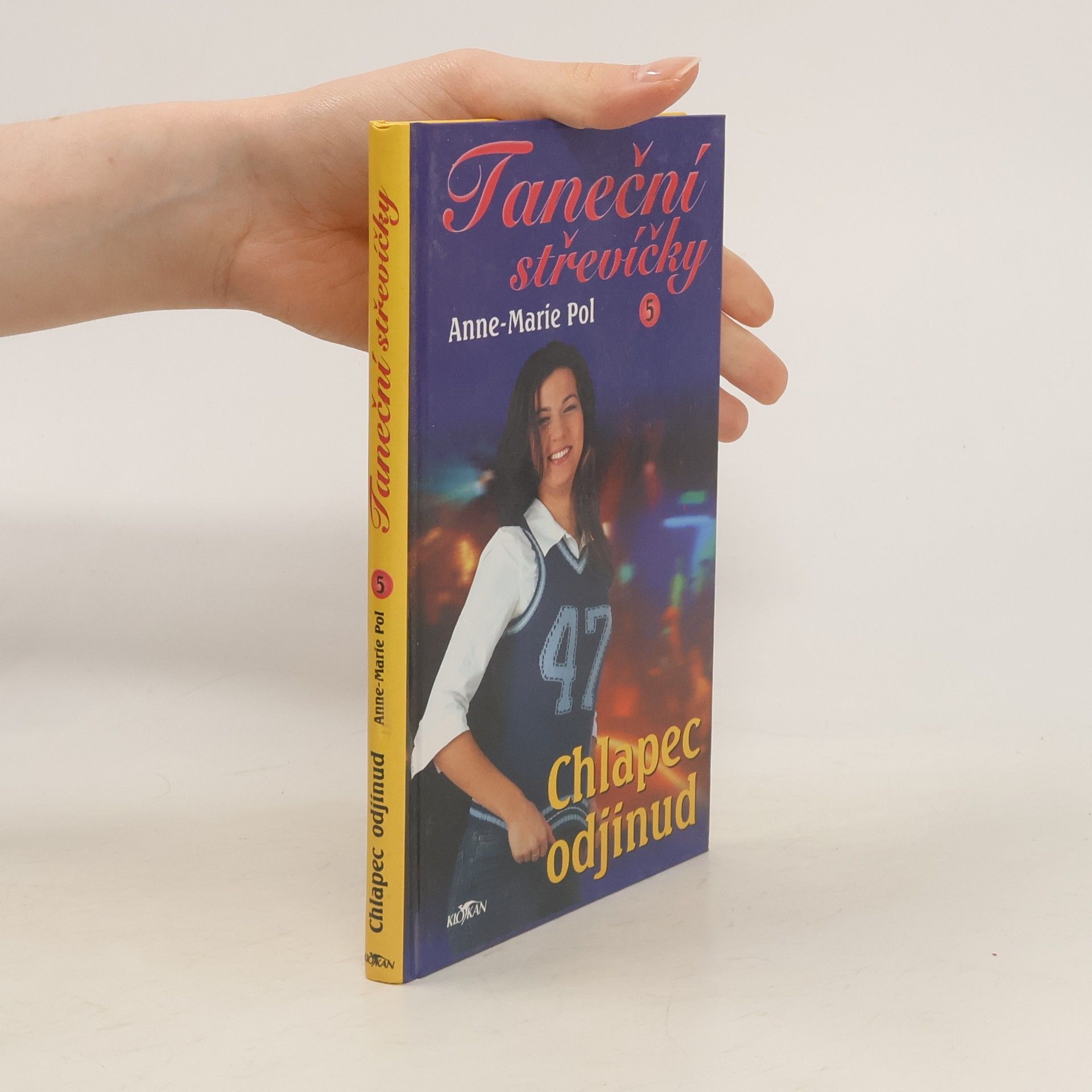 Anne-Marie Pol Taneční střevíčky. 5, Chlapec odjinud